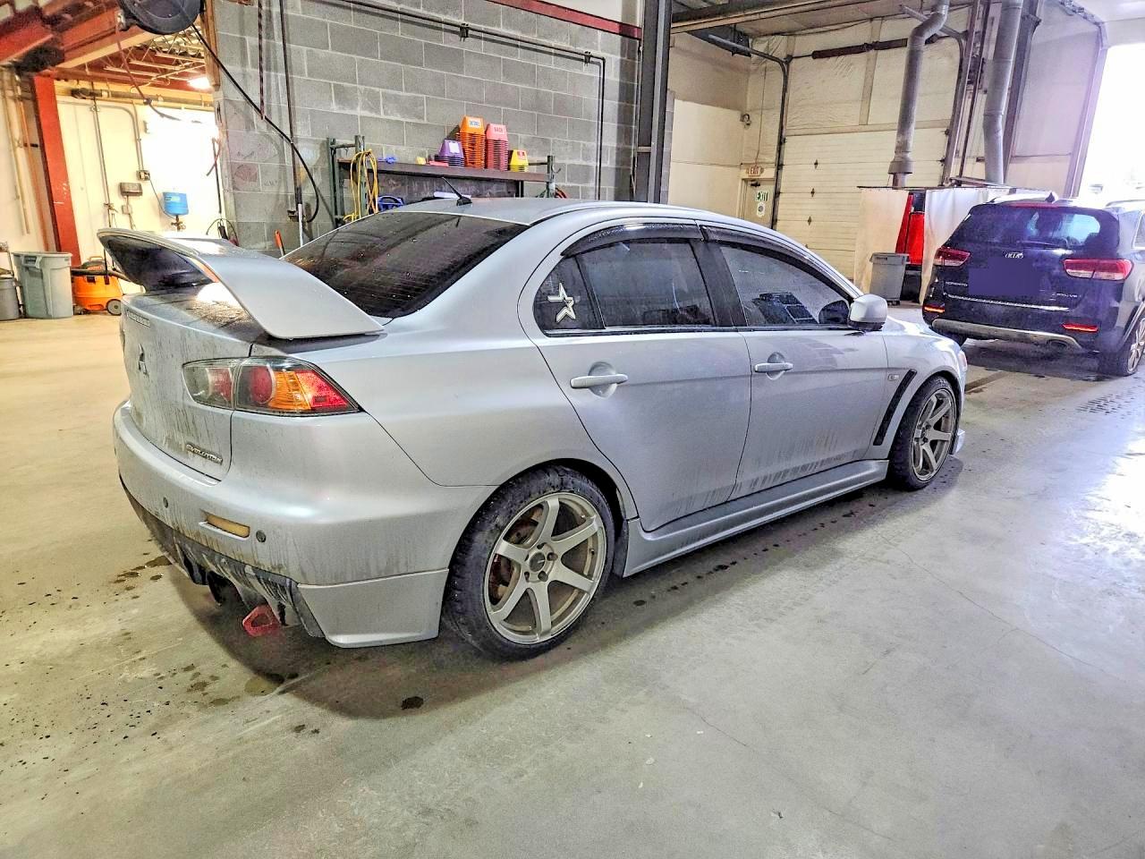 2013 Mitsubishi Lancer Evolution Gsr Silver vin: JA32W8FV8DU016579