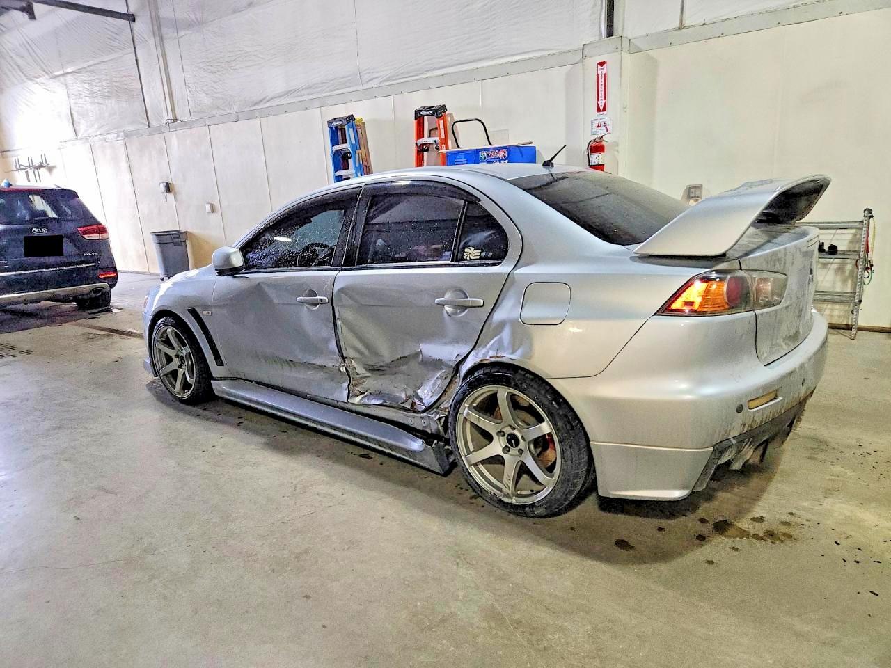 2013 Mitsubishi Lancer Evolution Gsr Silver vin: JA32W8FV8DU016579