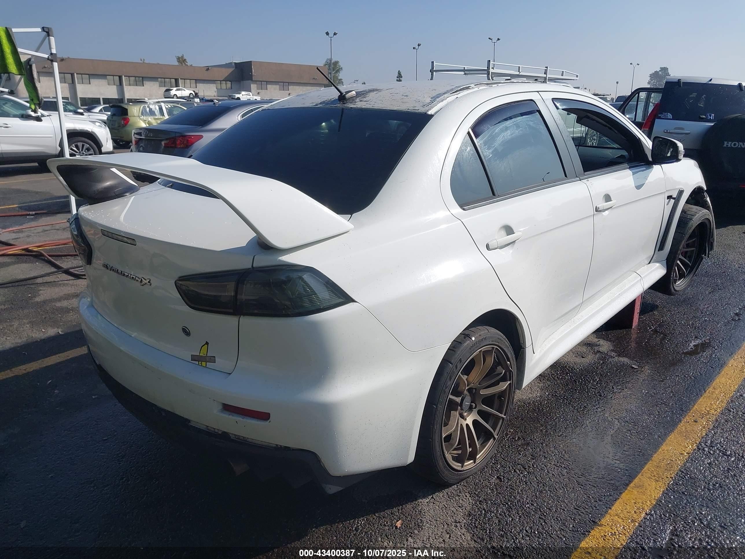 2015 Mitsubishi Lancer Evolution Gsr White vin: JA32W8FVXFU017025