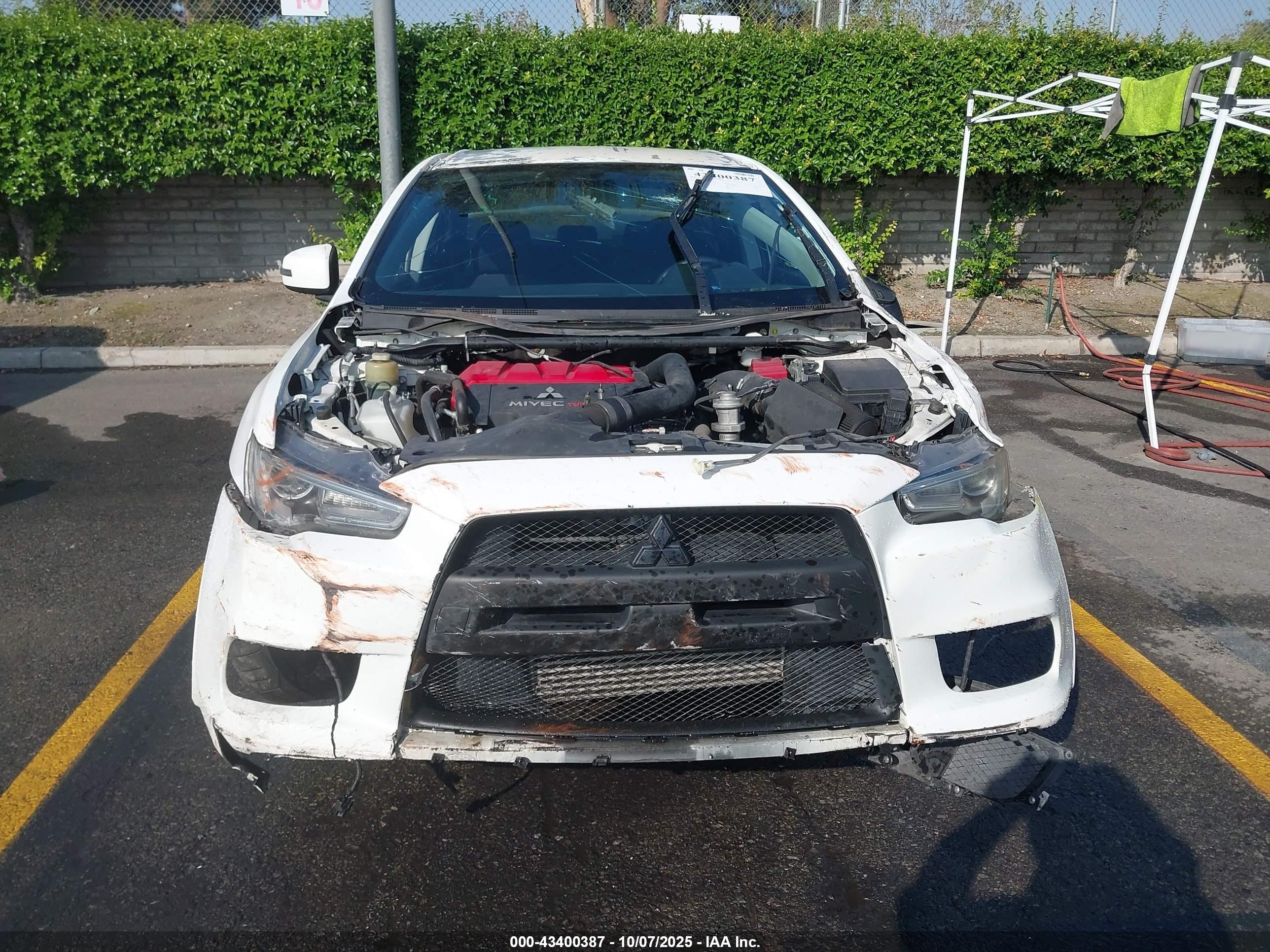 2015 Mitsubishi Lancer Evolution Gsr White vin: JA32W8FVXFU017025