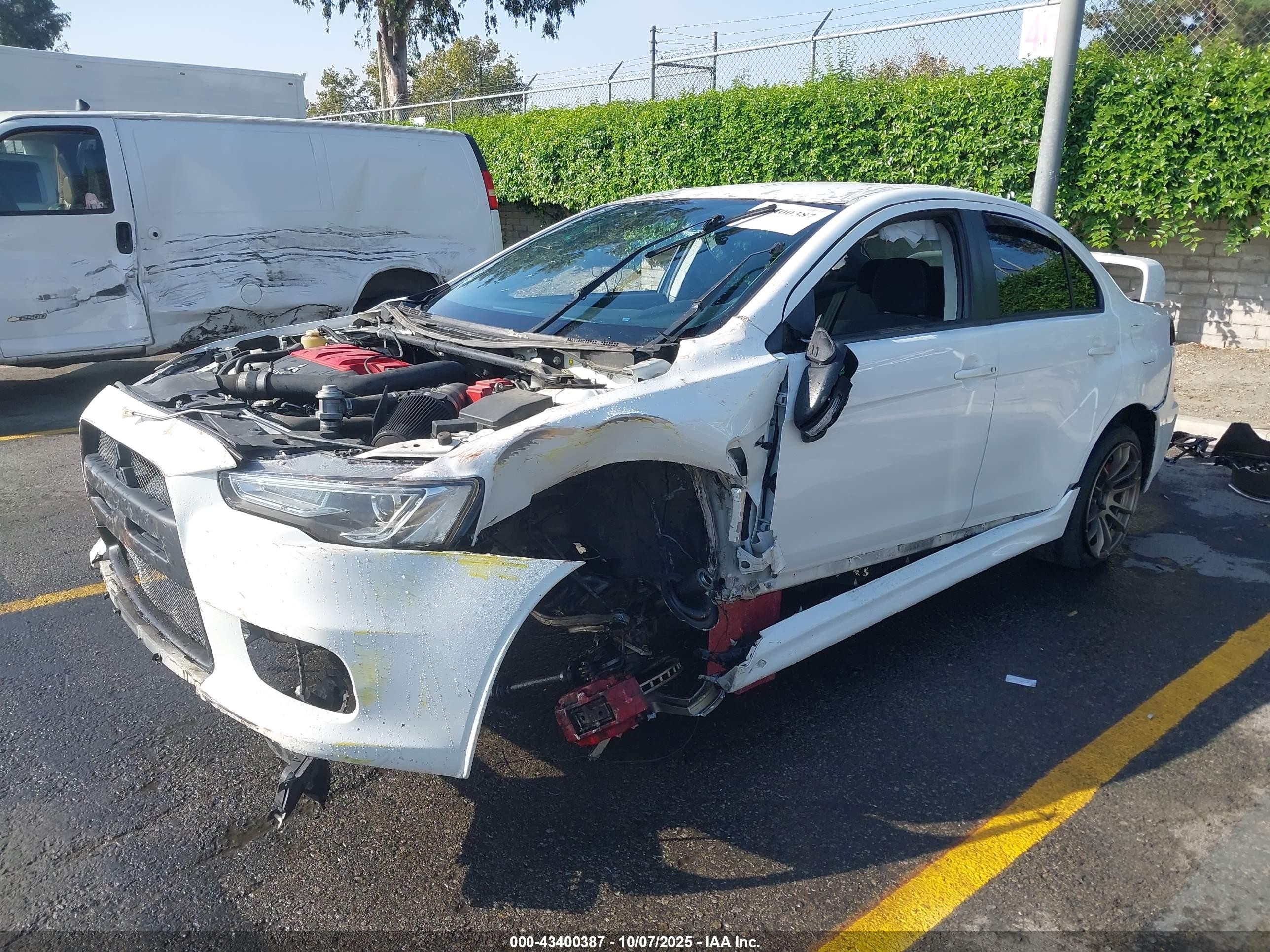 2015 Mitsubishi Lancer Evolution Gsr White vin: JA32W8FVXFU017025