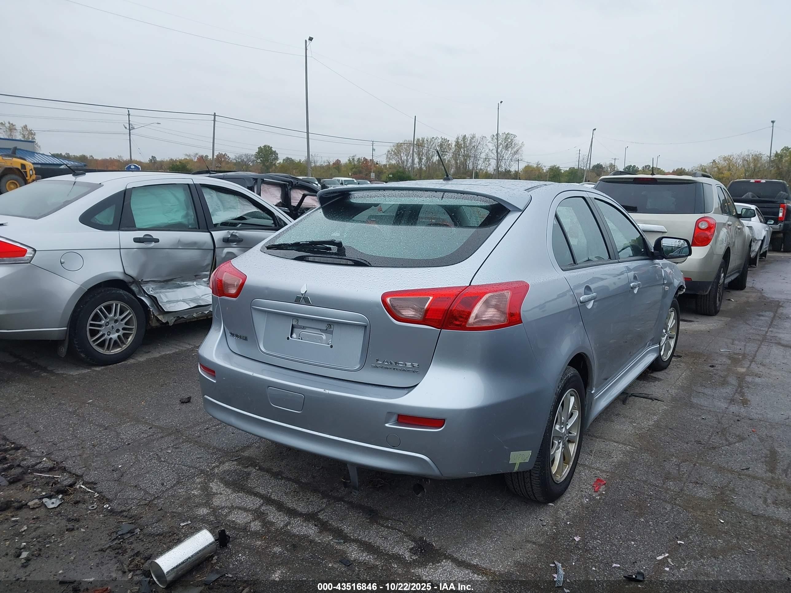 2011 Mitsubishi Lancer Sportback Es Серебряный vin: JA32X2HUXBU003022