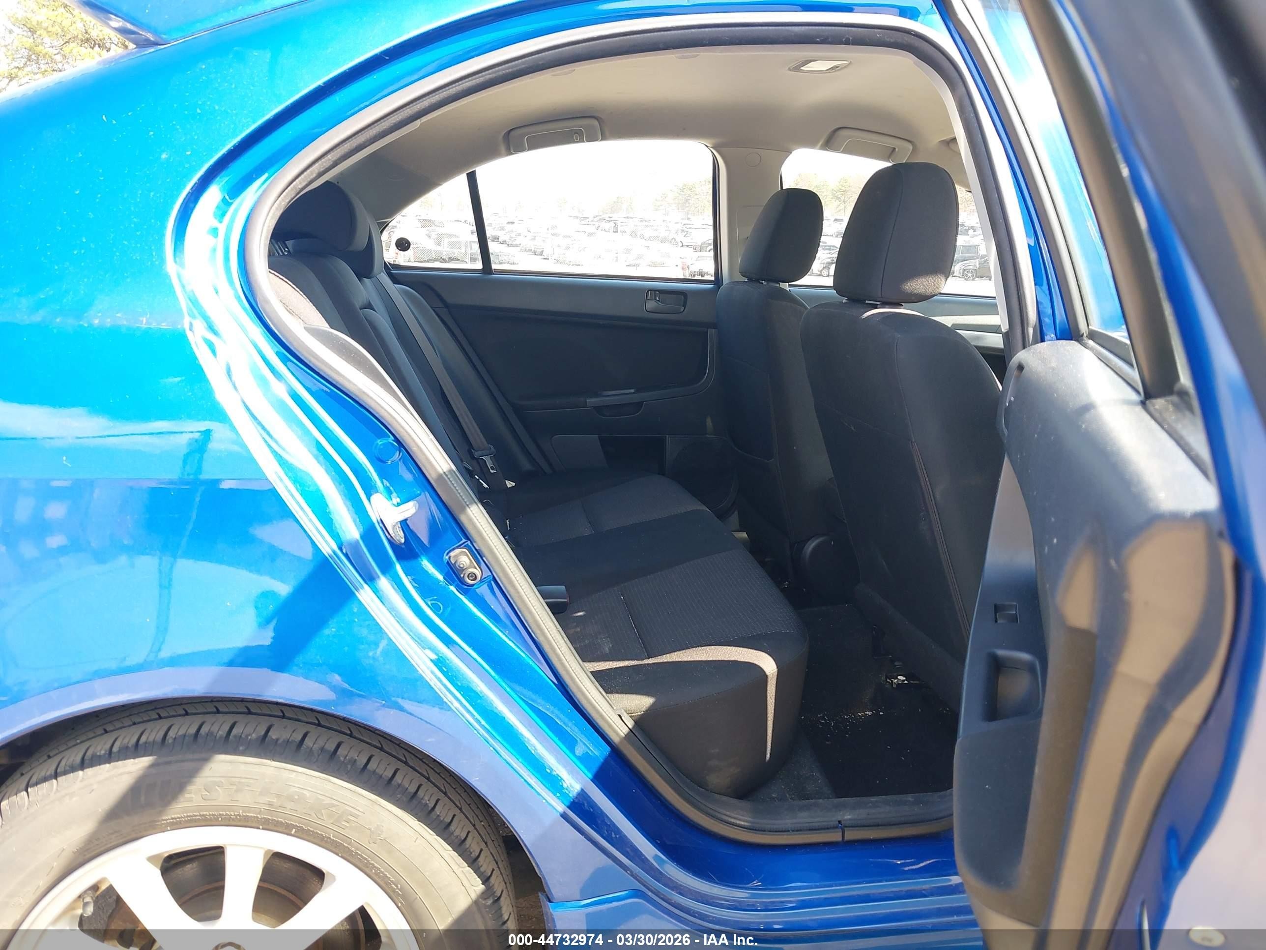 2011 Mitsubishi Lancer Sportback Es Синий vin: JA32X2HUXBU028809