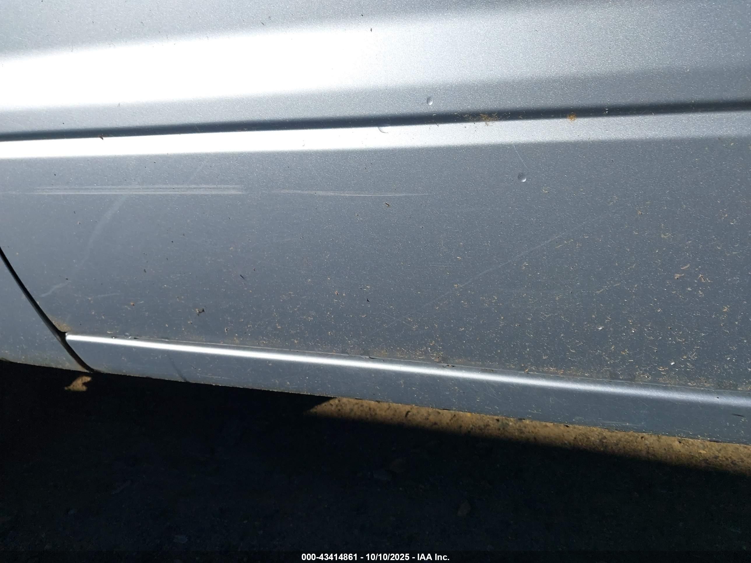 2004 Mitsubishi Lancer Sportback Ls Silver vin: JA3AD29F24U008304