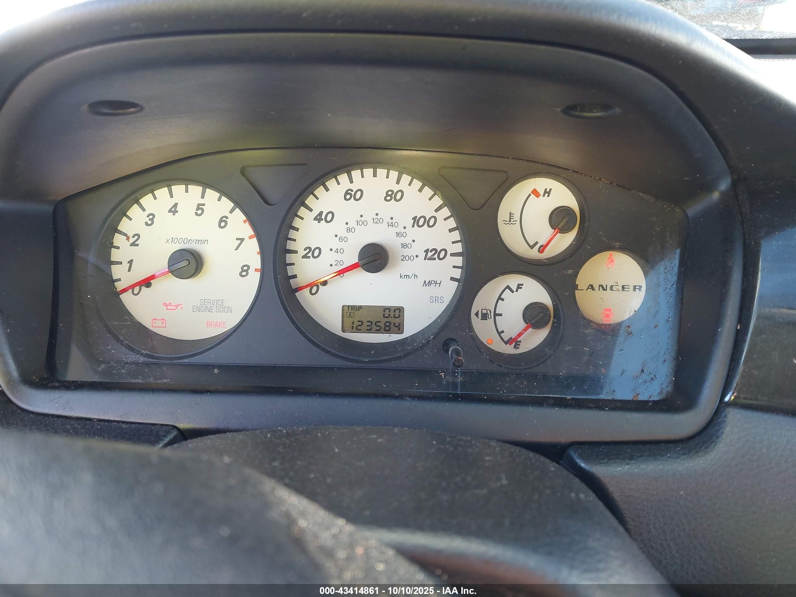 2004 Mitsubishi Lancer Sportback Ls Silver vin: JA3AD29F24U008304