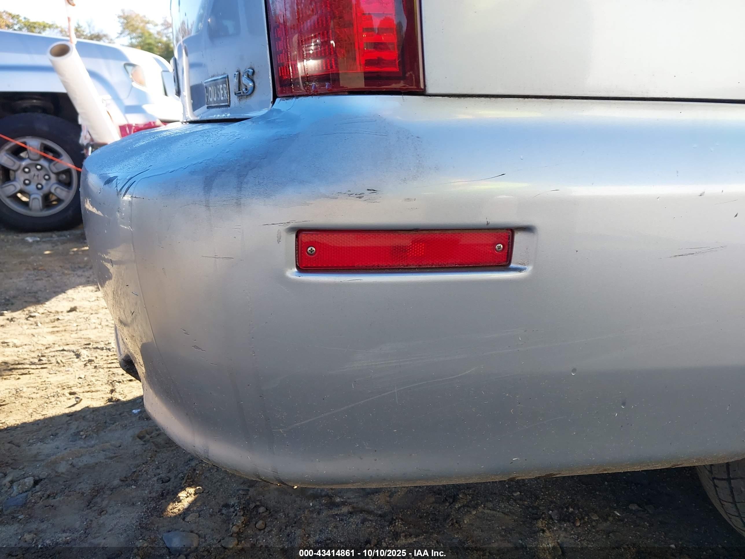 2004 Mitsubishi Lancer Sportback Ls Silver vin: JA3AD29F24U008304