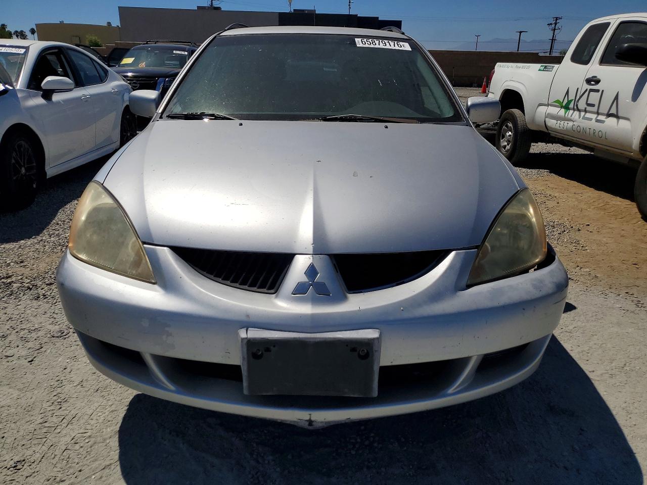 2004 Mitsubishi Lancer Ls Silver vin: JA3AD29F44U039327