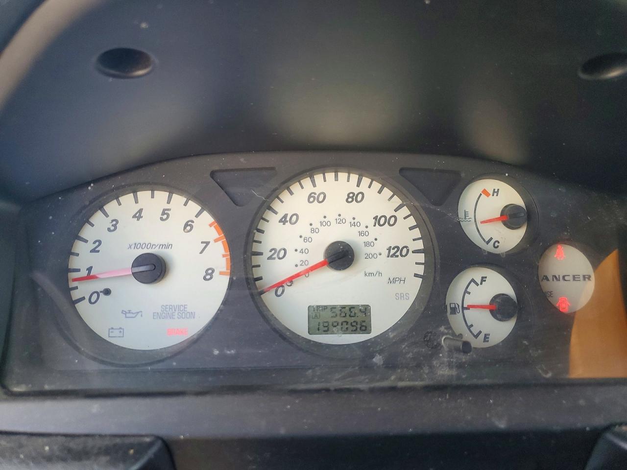2004 Mitsubishi Lancer Ls Silver vin: JA3AD29F44U039327