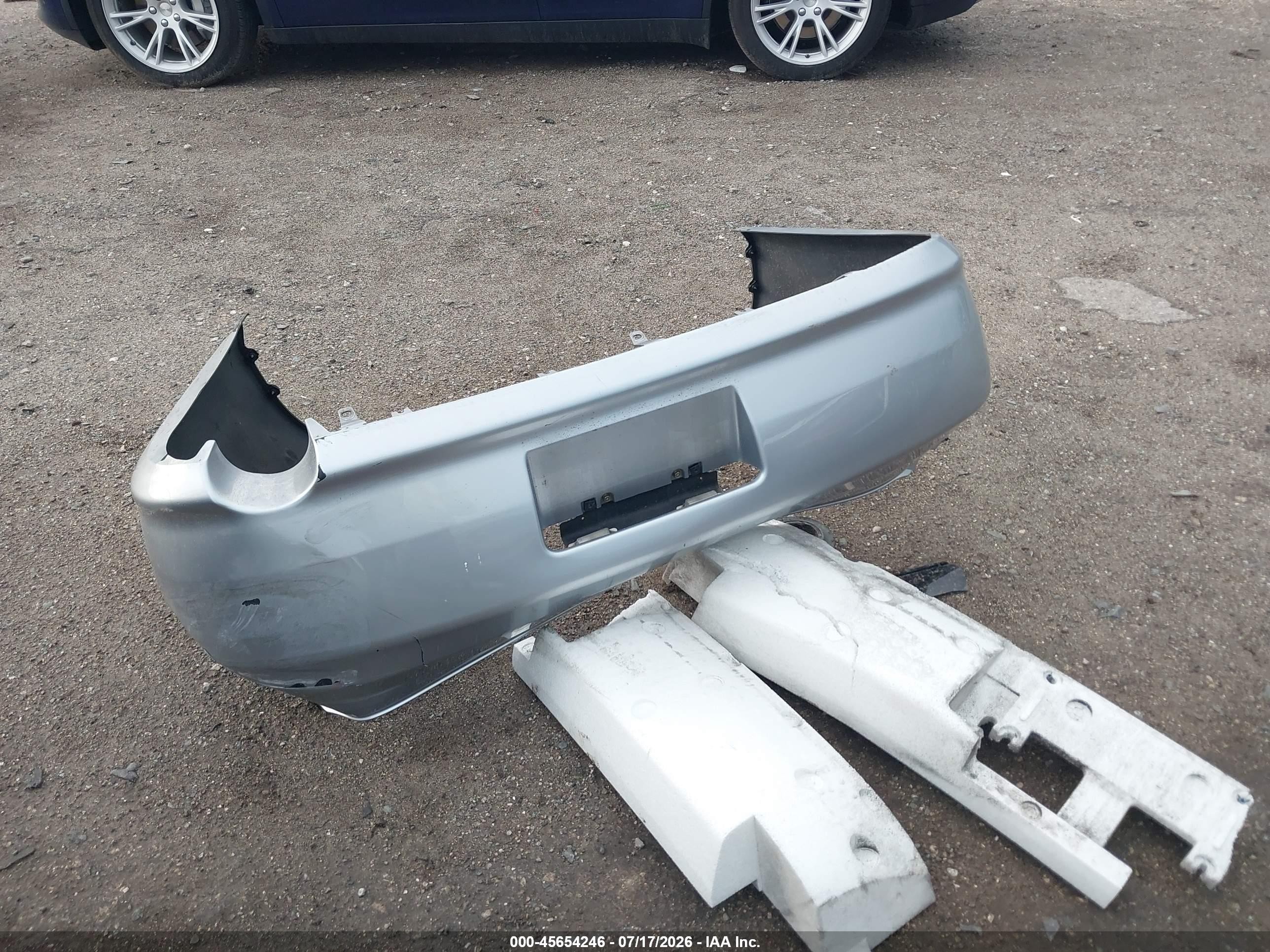 2004 Mitsubishi Lancer Sportback Ls Silver vin: JA3AD29F74U030072