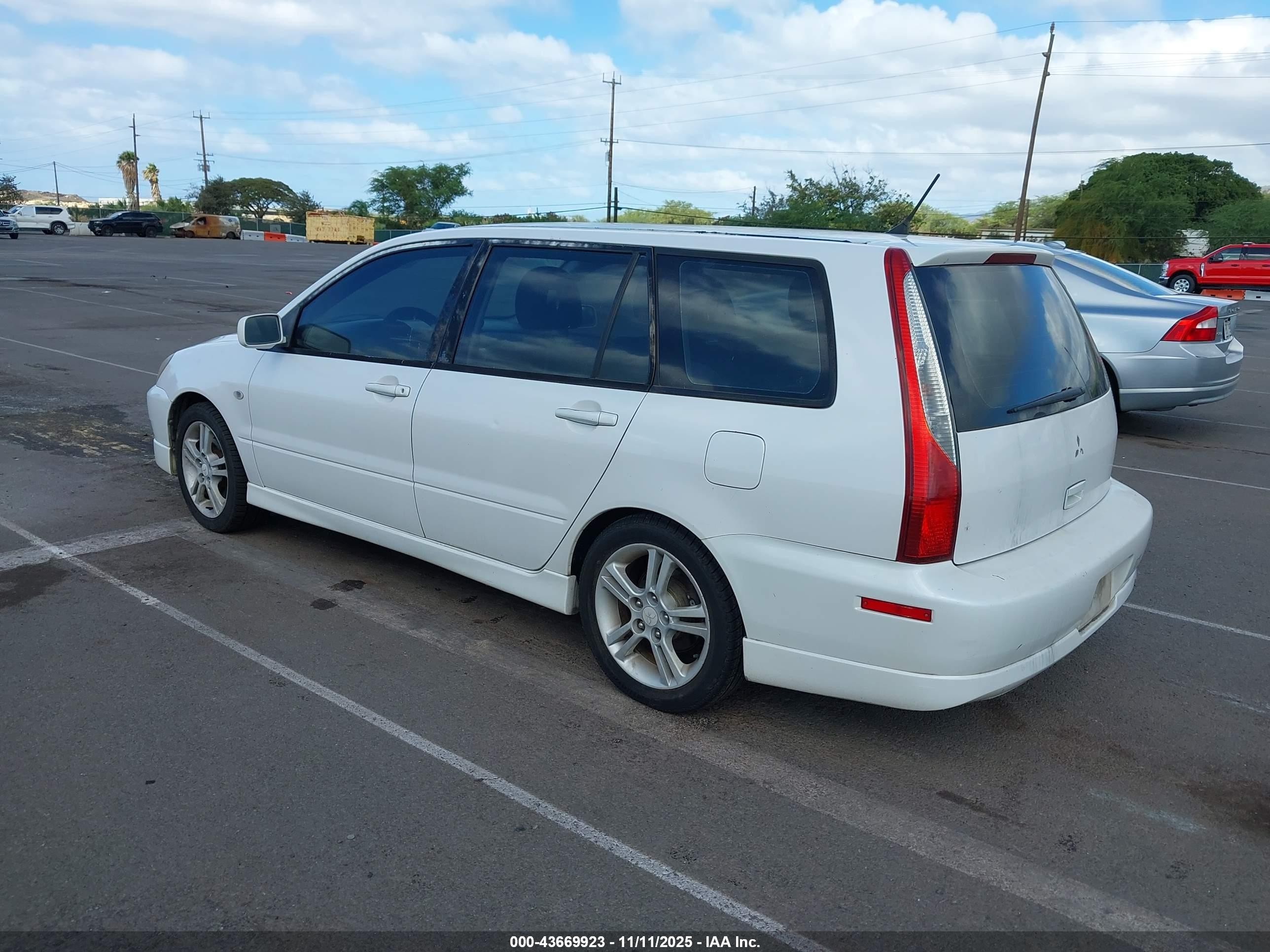2004 Mitsubishi Lancer Sportback Ralliart White vin: JA3AD69F94U052324
