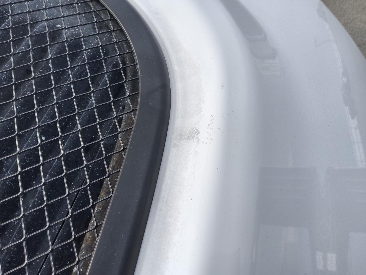 2005 Mitsubishi Lancer Evolution Rs White vin: JA3AH36D75U044942 Damage: Hood, Oxidized, 7 To 8 Inches