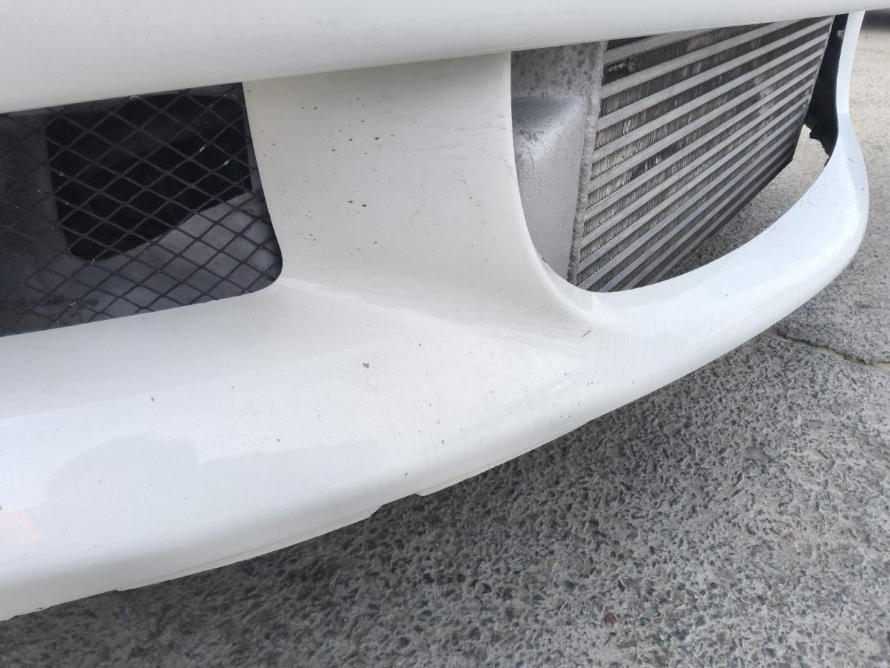 2005 Mitsubishi Lancer Evolution Rs White vin: JA3AH36D75U044942 Damage: Front Bumper, Cracked Paint, > 12 Inches