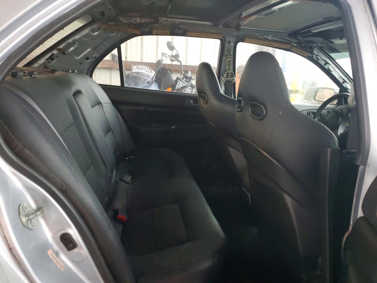 2003 Mitsubishi Lancer Evolution Silver vin: JA3AH86F23U124533