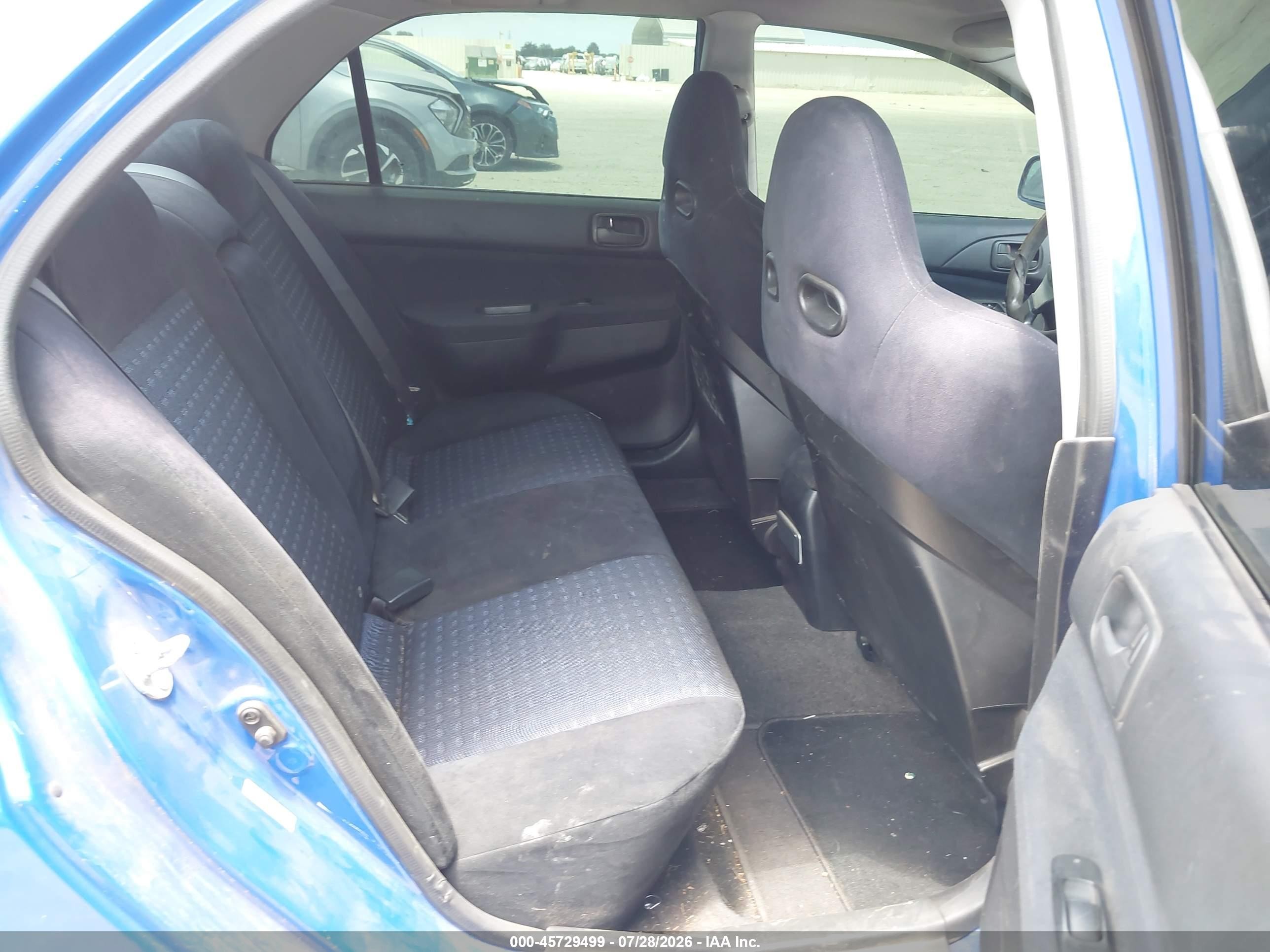 2003 Mitsubishi Lancer Evolution   Blue vin: JA3AH86F73U121000