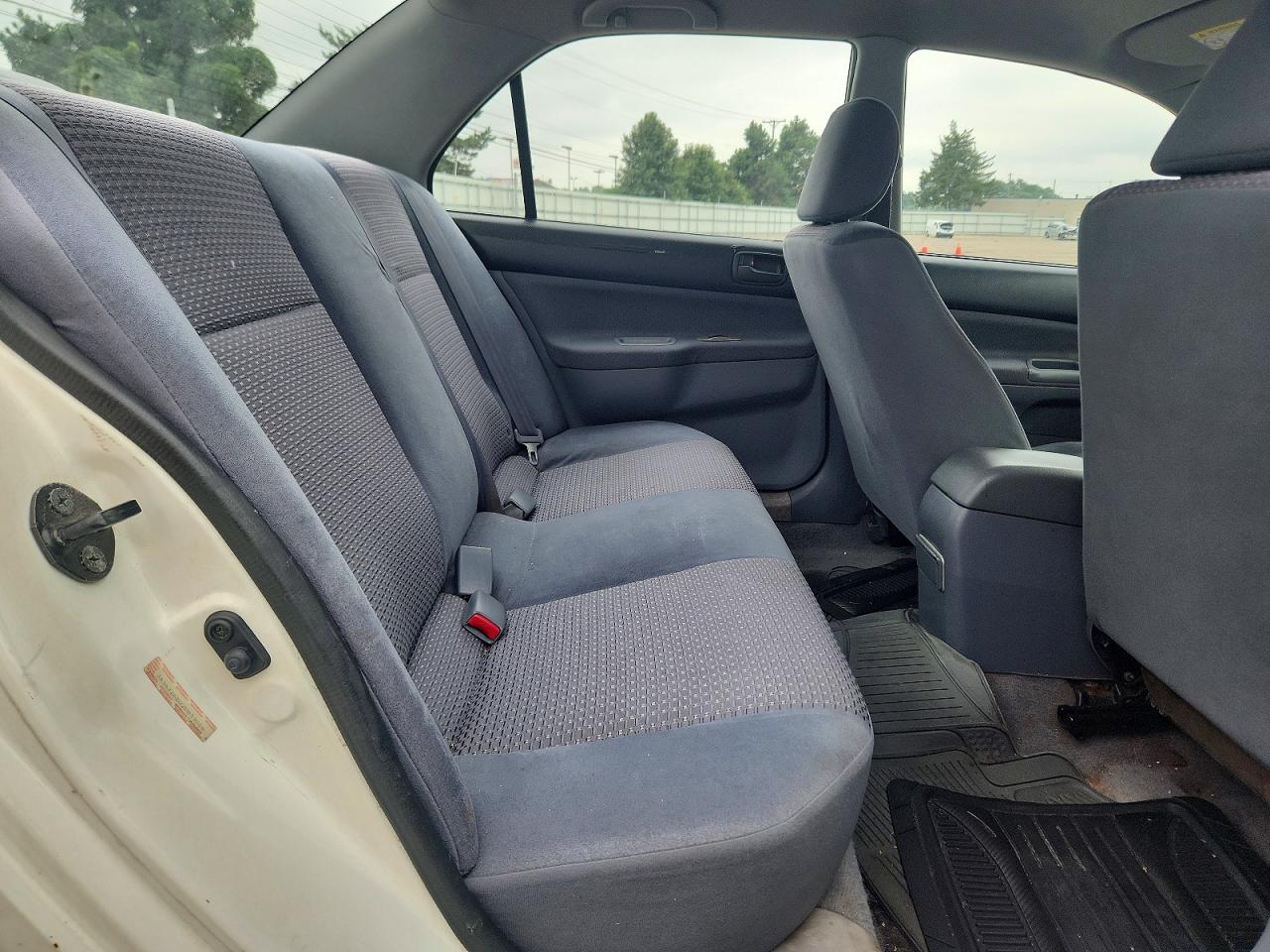 2002 Mitsubishi Lancer Es White vin: JA3AJ26E02U053016