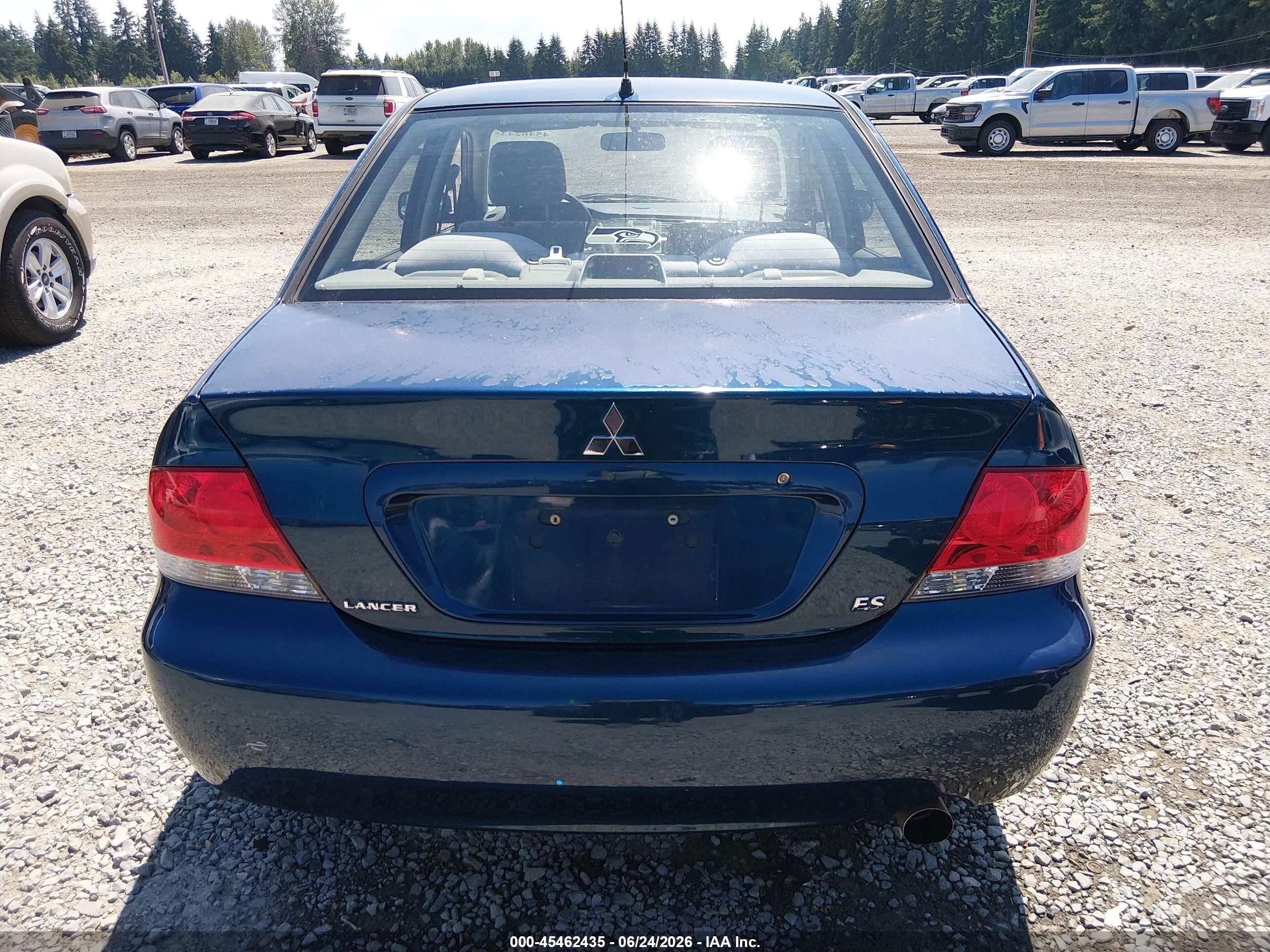 2005 Mitsubishi Lancer Es Blue vin: JA3AJ26E15U016478