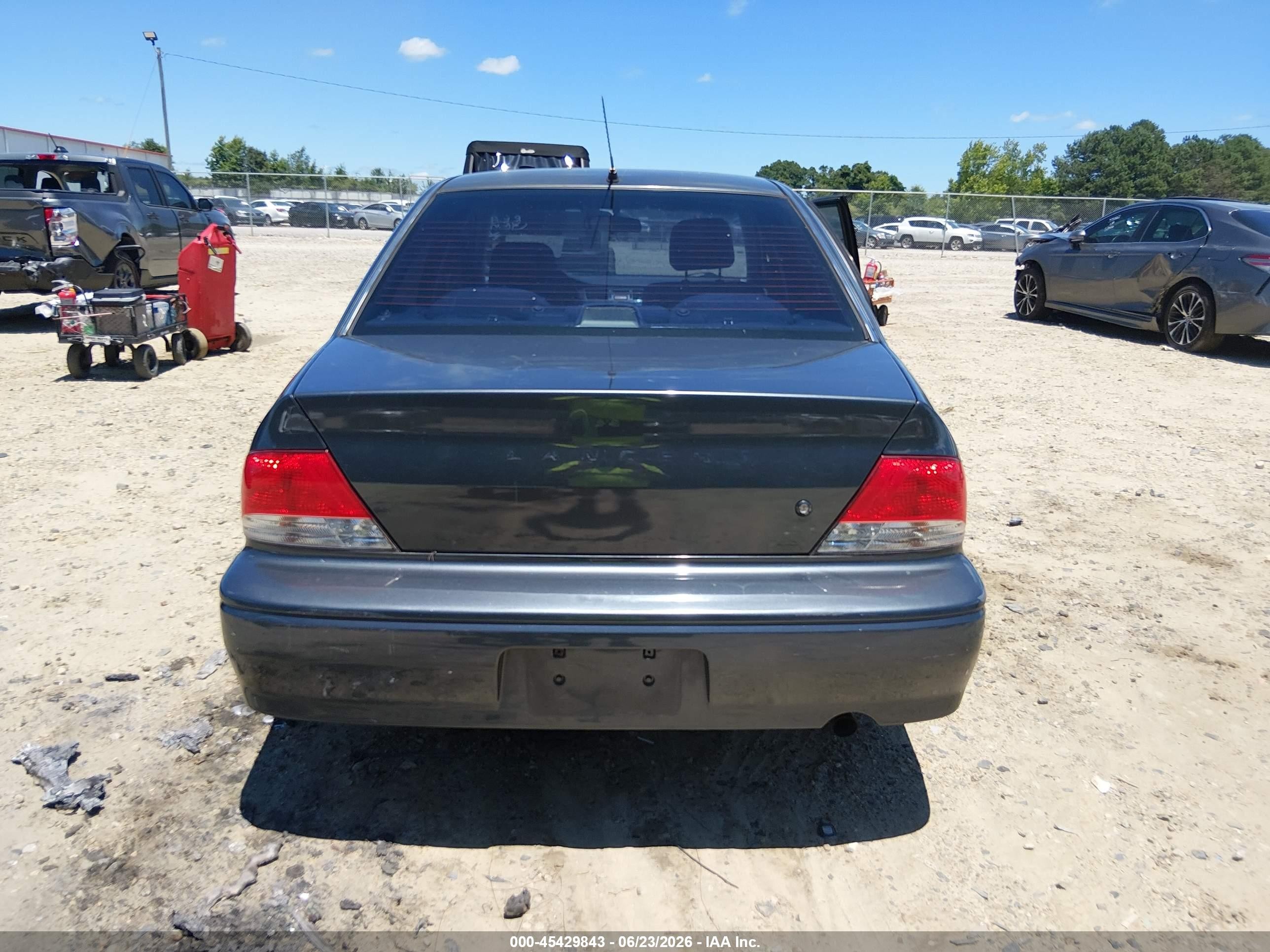 2002 Mitsubishi Lancer Es Gray vin: JA3AJ26E22U057679