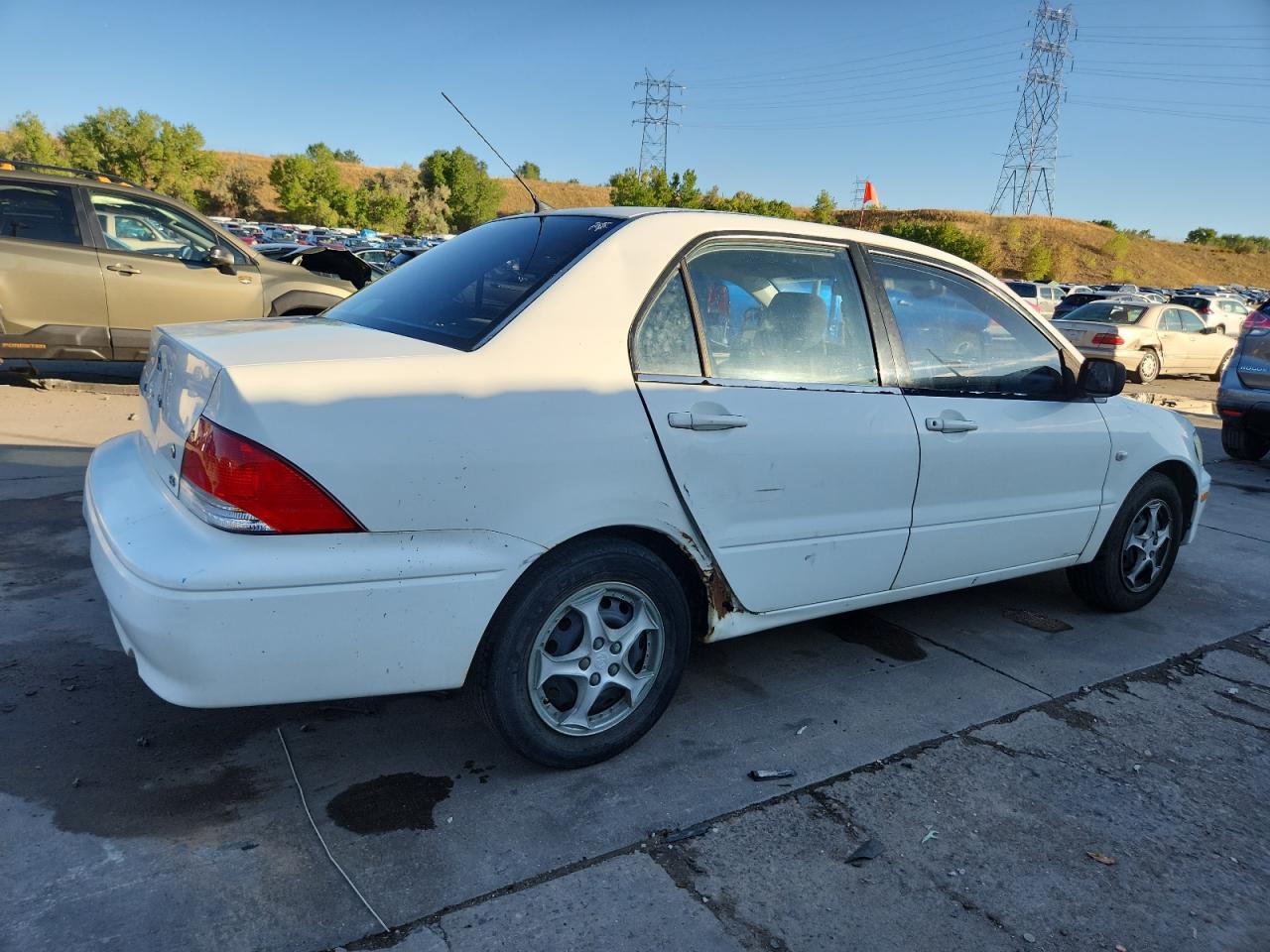 2002 Mitsubishi Lancer Es White vin: JA3AJ26E32U069775
