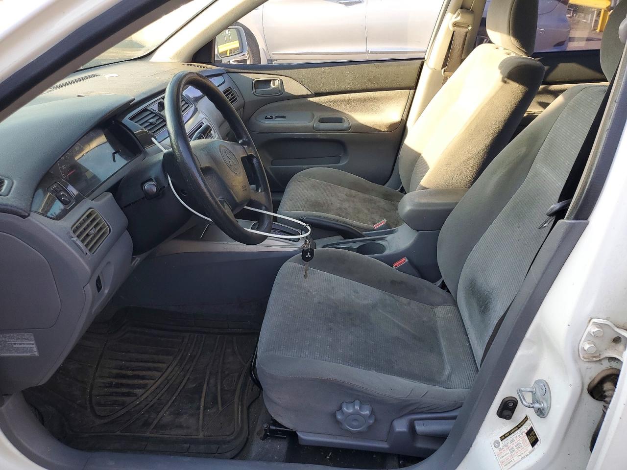 2005 Mitsubishi Lancer Es White vin: JA3AJ26E35U053872