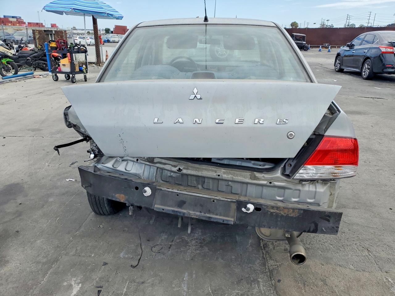 2003 Mitsubishi Lancer Es Silver vin: JA3AJ26E53U024256