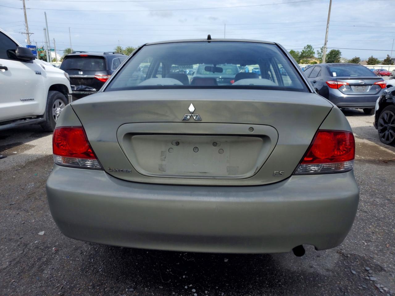2006 Mitsubishi Lancer Es Beige vin: JA3AJ26E56U013259