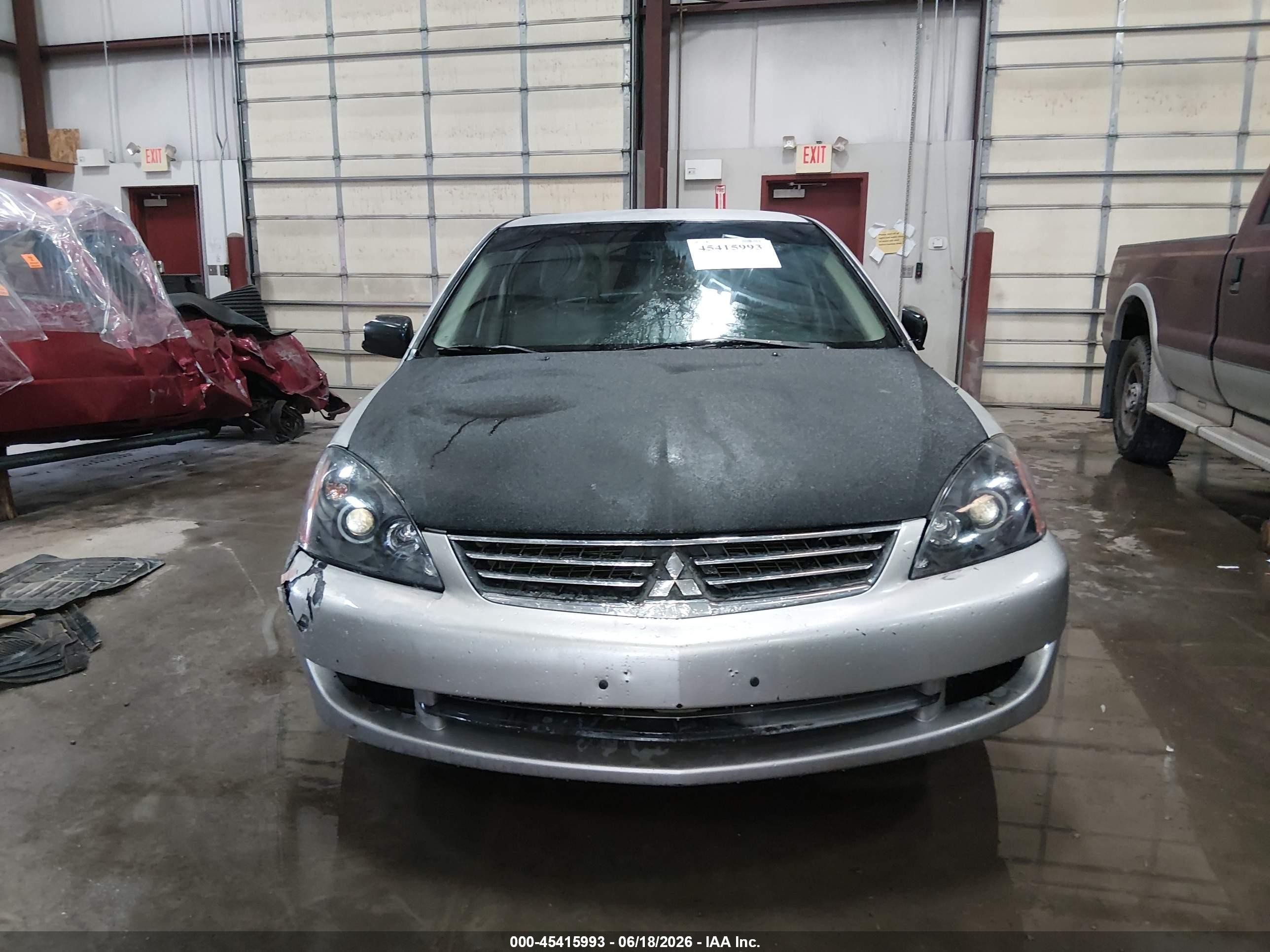 2006 Mitsubishi Lancer Es/se Серебряный vin: JA3AJ26E56U071596