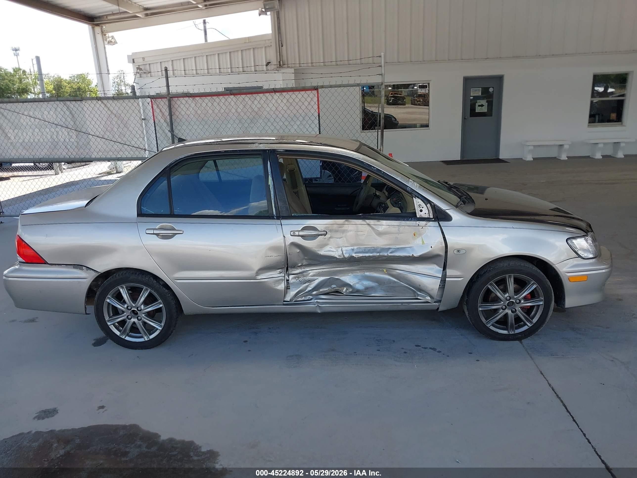 2003 Mitsubishi Lancer Es Beige vin: JA3AJ26E63U073479