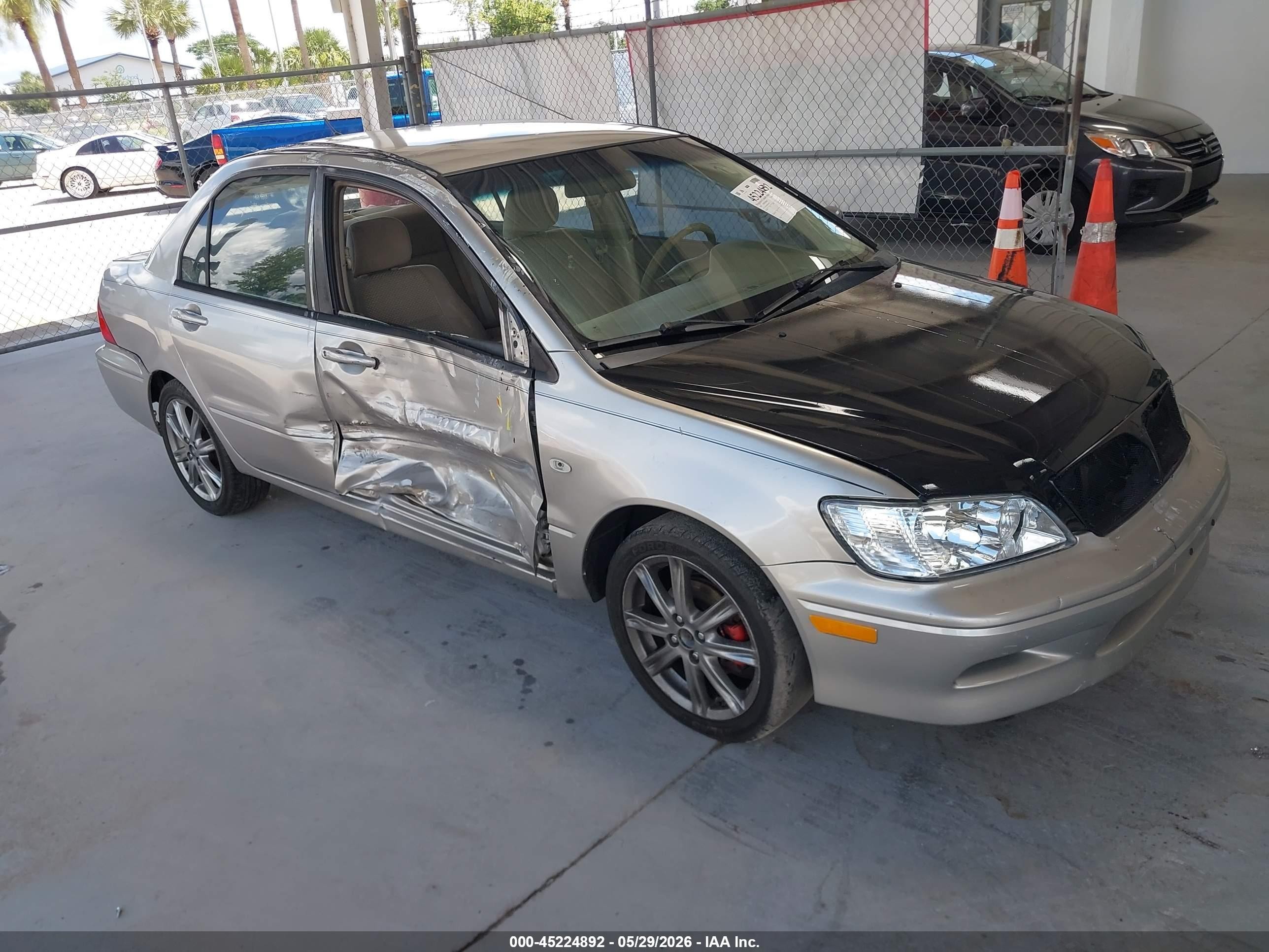 2003 Mitsubishi Lancer Es Beige vin: JA3AJ26E63U073479