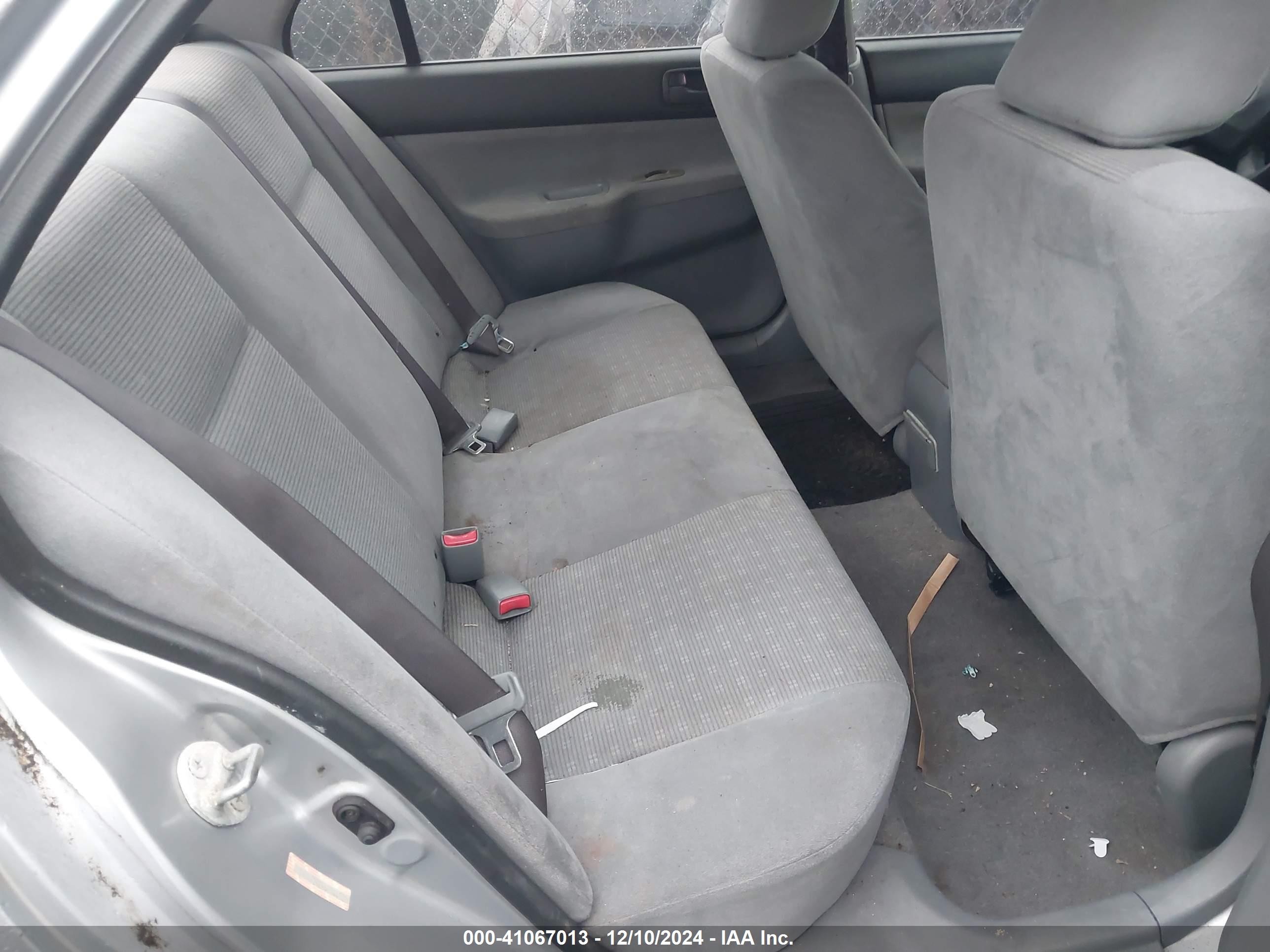 2004 Mitsubishi Lancer Es Gray vin: JA3AJ26E64U044520