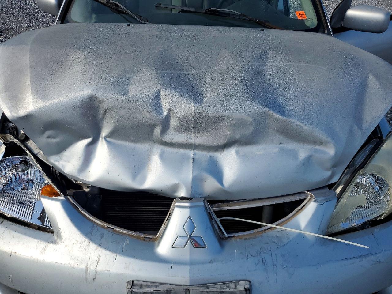 2005 Mitsubishi Lancer Es Silver vin: JA3AJ26E75U014332