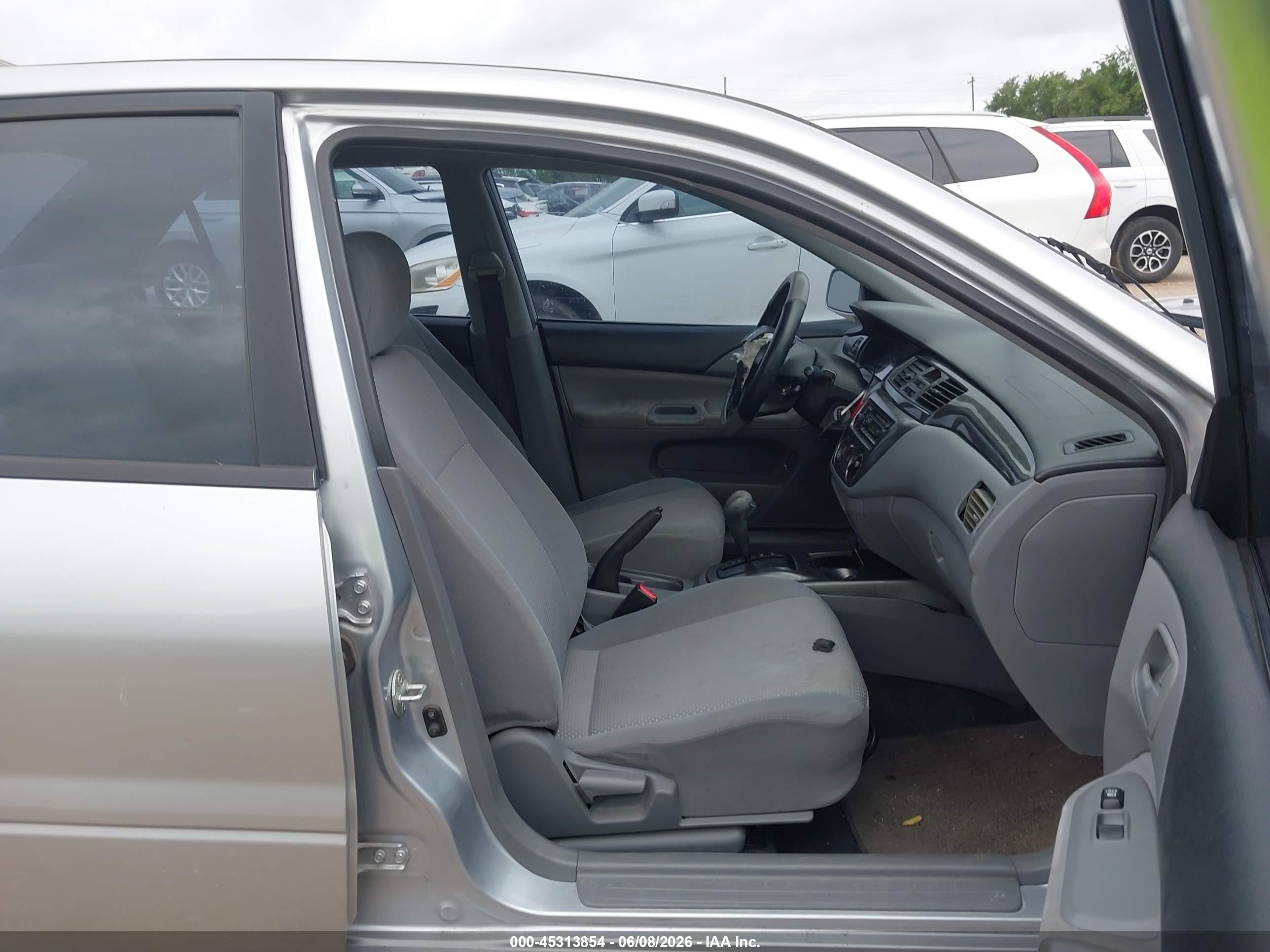 2006 Mitsubishi Lancer Es/se Серебряный vin: JA3AJ26E86U072385