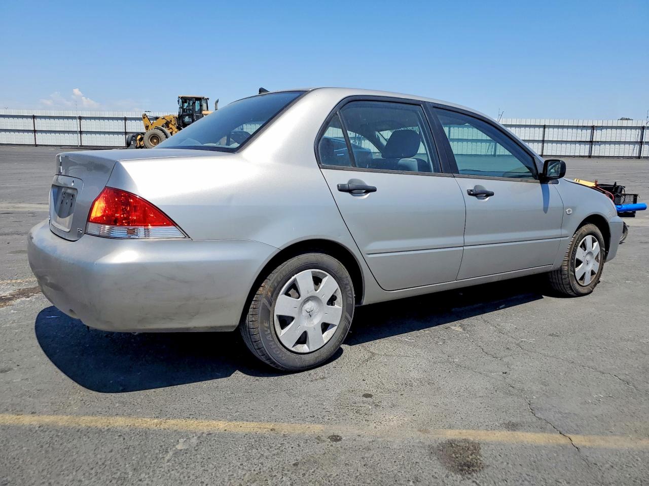 2005 Mitsubishi Lancer Es Silver vin: JA3AJ26EX5U018066
