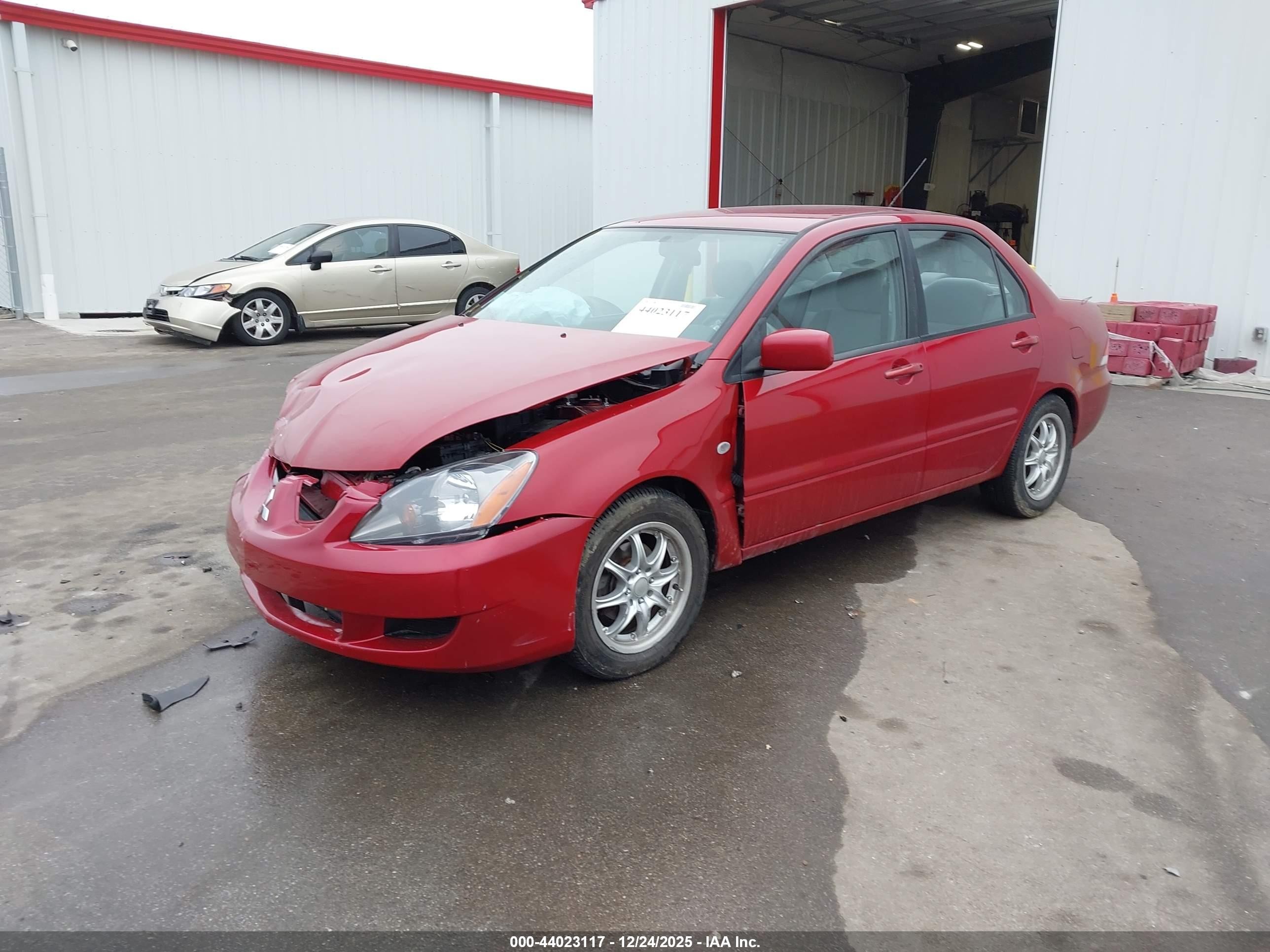 2005 Mitsubishi Lancer Es Red vin: JA3AJ26EX5U018682