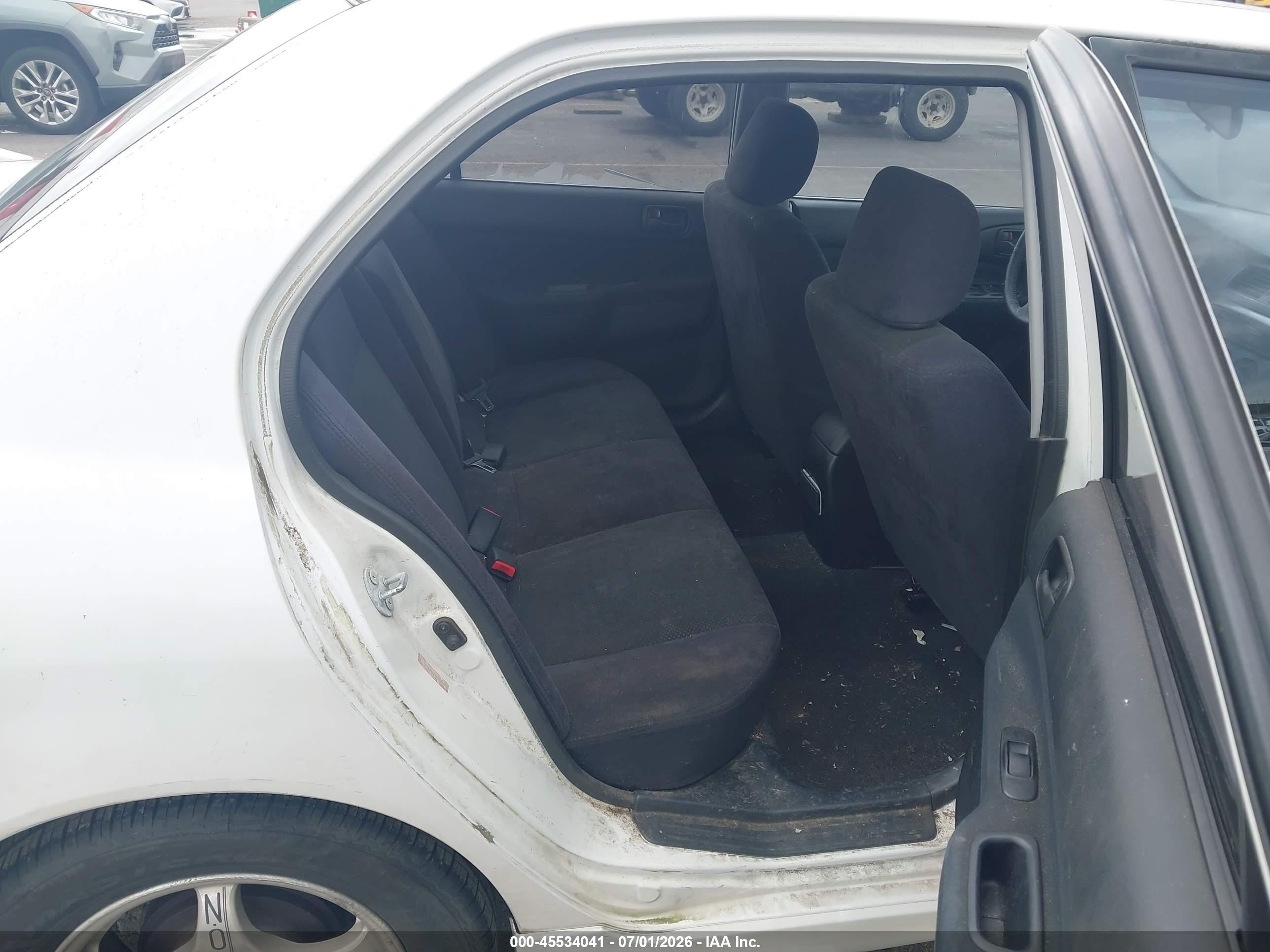 2004 Mitsubishi Lancer Oz Rally White vin: JA3AJ86E34U021070