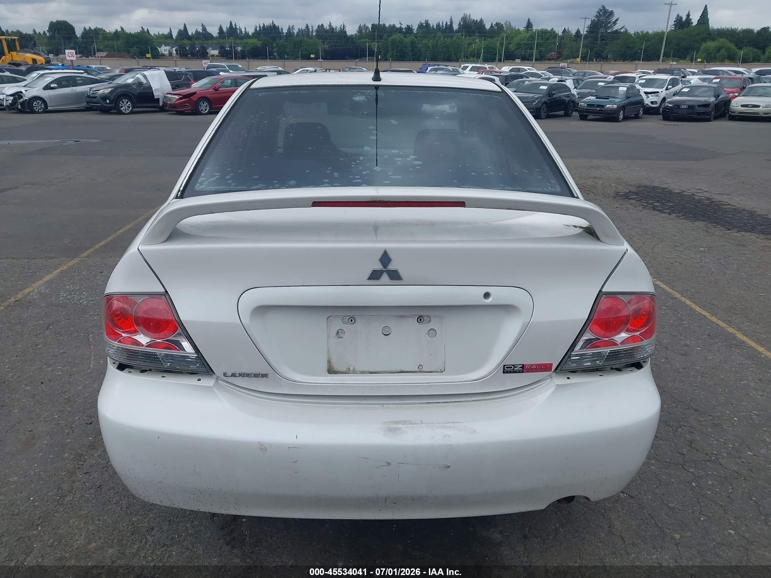2004 Mitsubishi Lancer Oz Rally White vin: JA3AJ86E34U021070