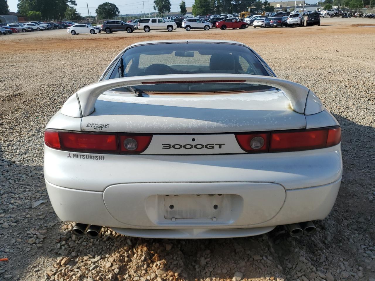 1998 Mitsubishi 3000 Gt    White vin: JA3AM44H0WY000475