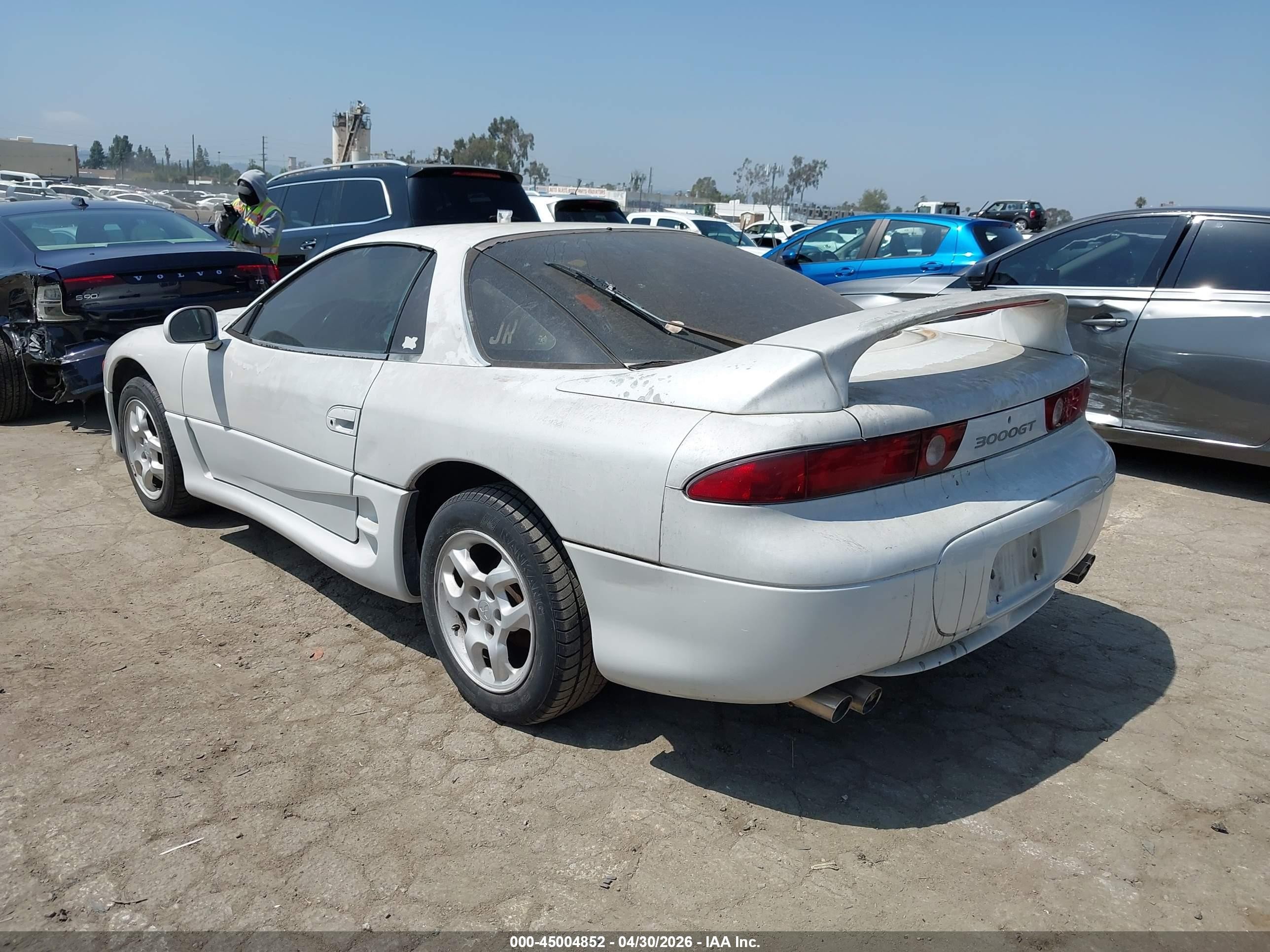 1998 Mitsubishi 3000 Gt   White vin: JA3AM44H1WY000839