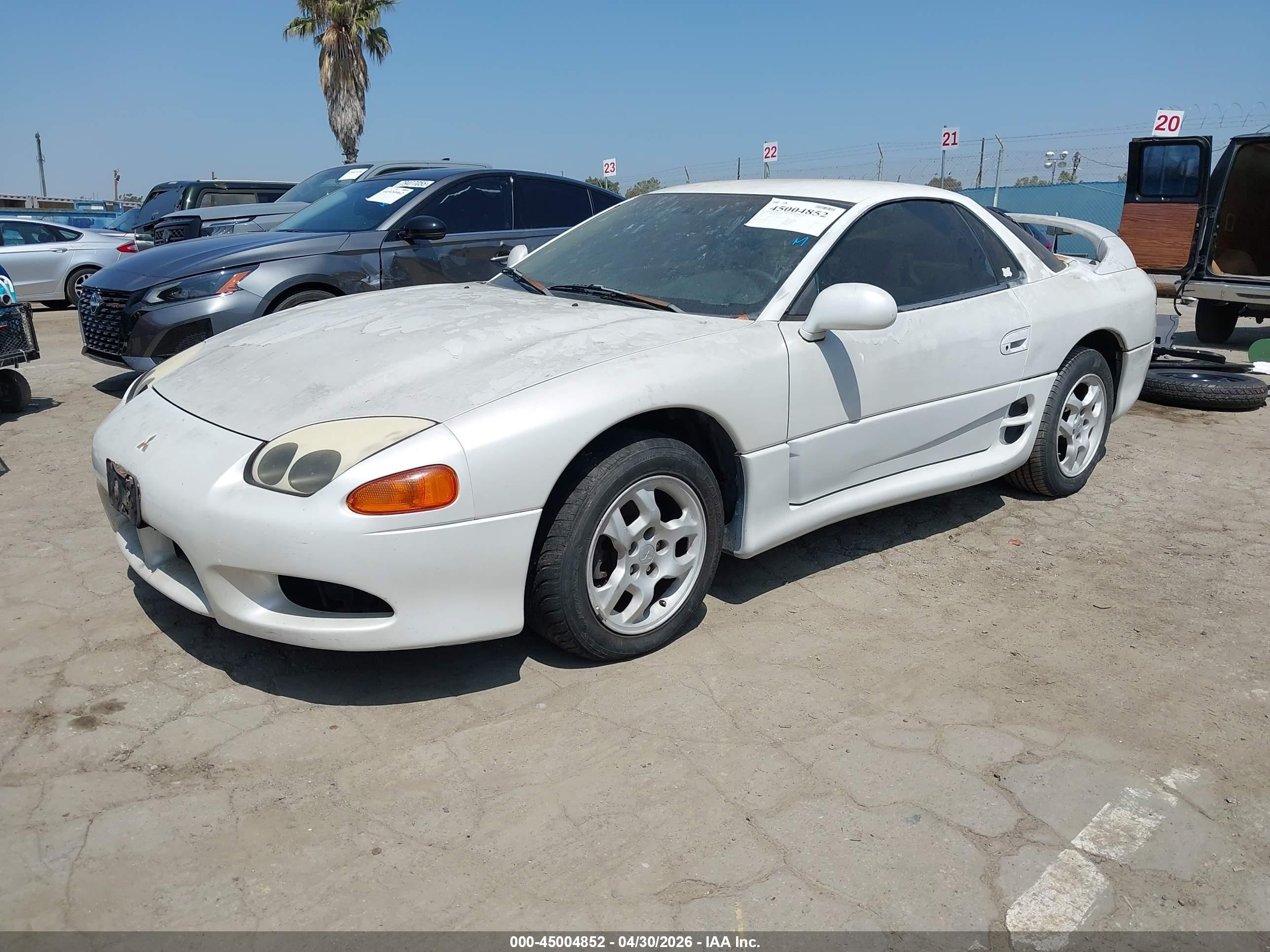1998 Mitsubishi 3000 Gt   White vin: JA3AM44H1WY000839