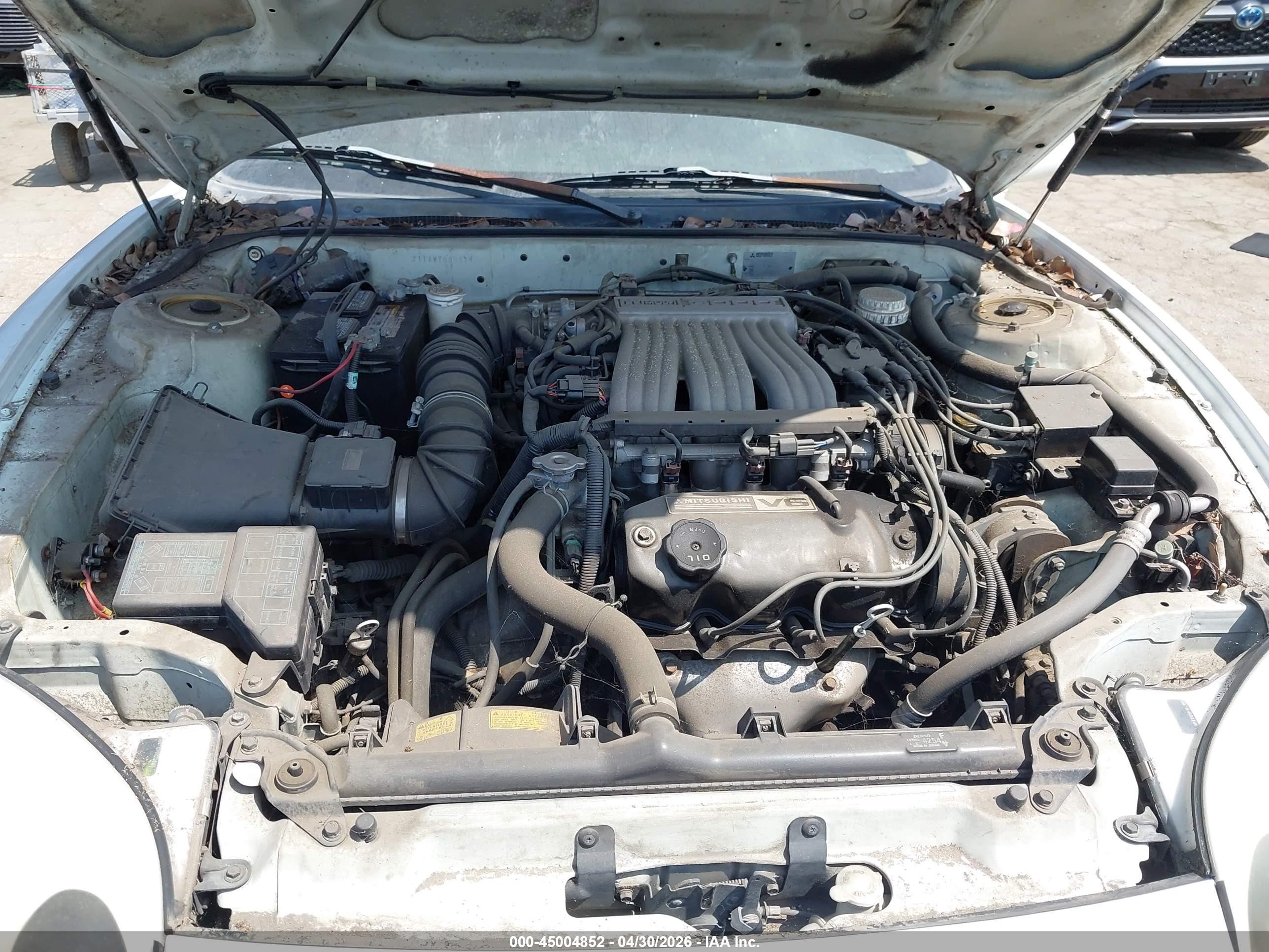 1998 Mitsubishi 3000 Gt   White vin: JA3AM44H1WY000839