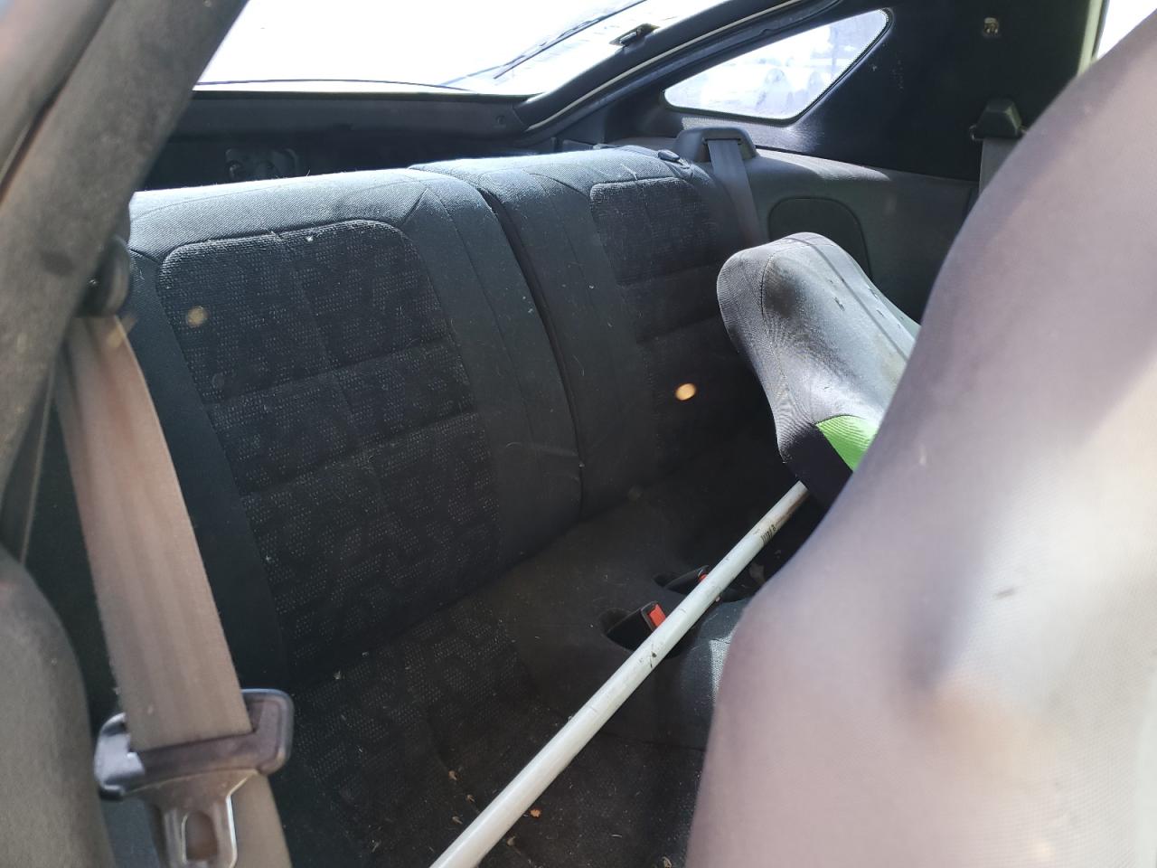 1998 Mitsubishi 3000 Gt    White vin: JA3AM44H2WY000610