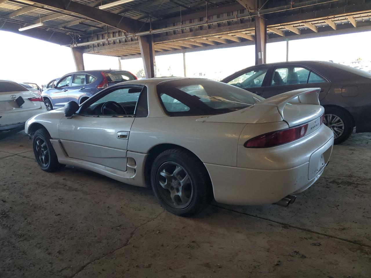 1998 Mitsubishi 3000 Gt  White vin: JA3AM44H3WY001622