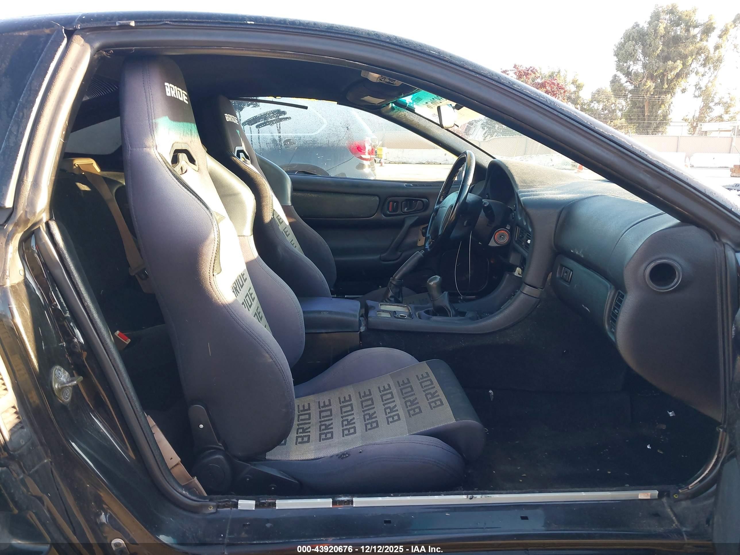 1999 Mitsubishi 3000 Gt   Black vin: JA3AM44H5XY003132