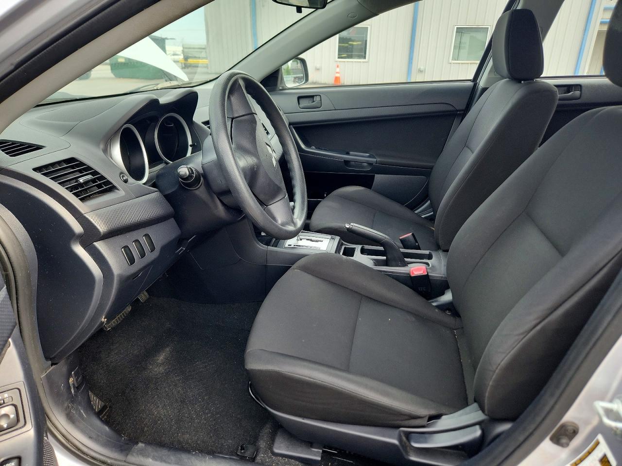 2009 Mitsubishi Lancer De Silver vin: JA3AU16U59U033203