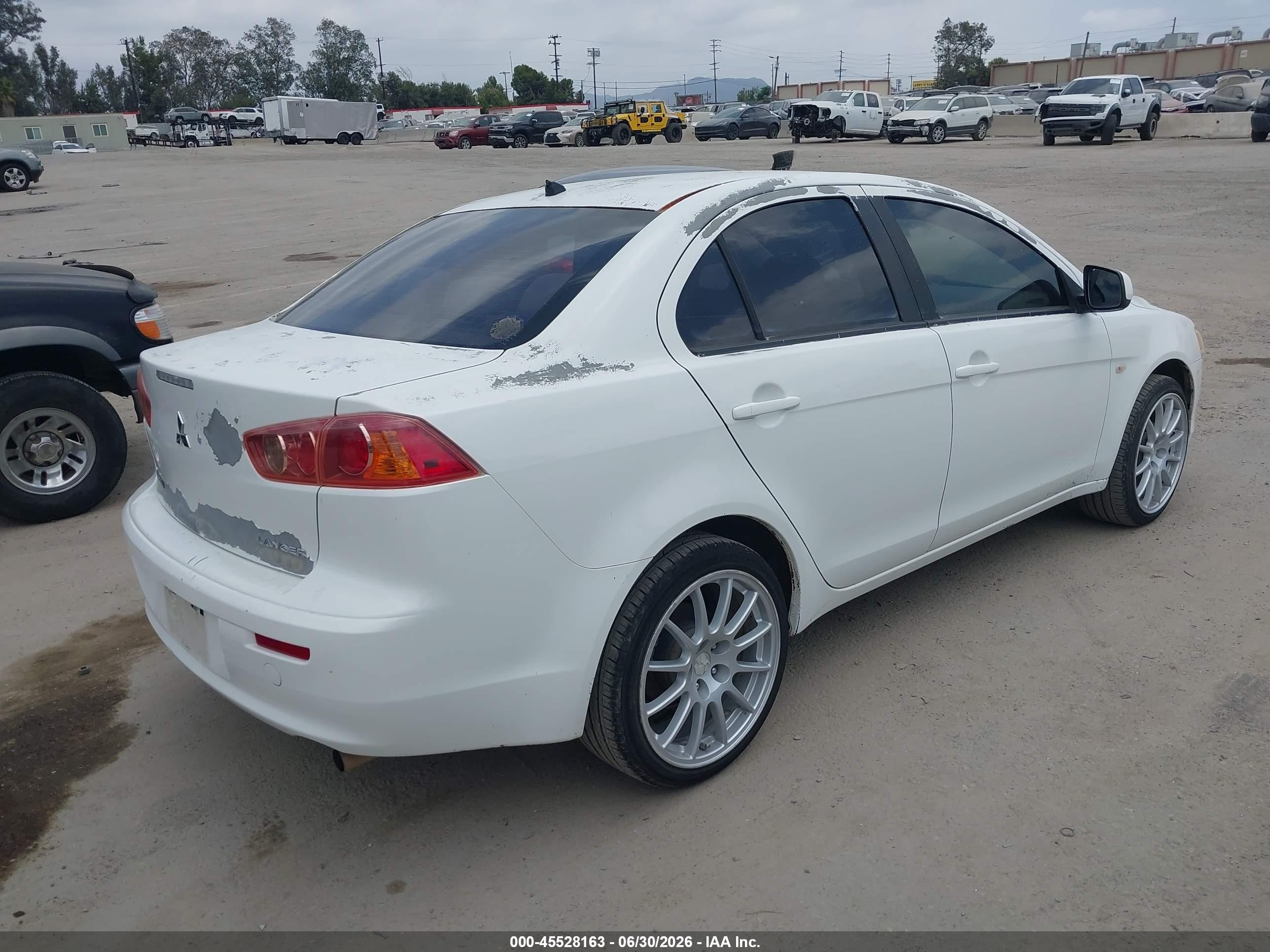 2008 Mitsubishi Lancer De/es White vin: JA3AU26U28U032305