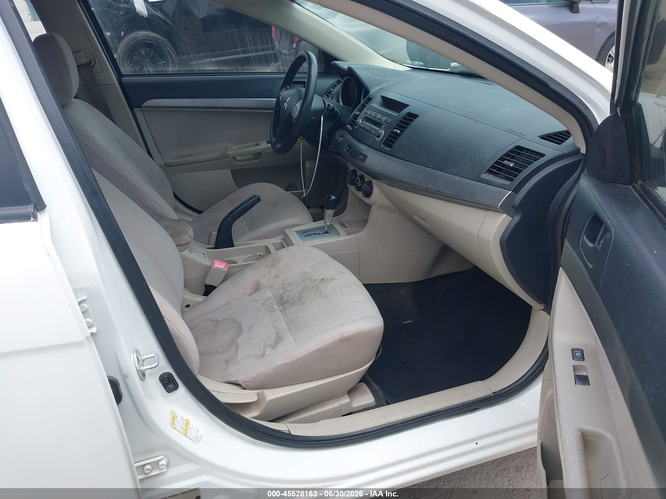 2008 Mitsubishi Lancer De/es White vin: JA3AU26U28U032305