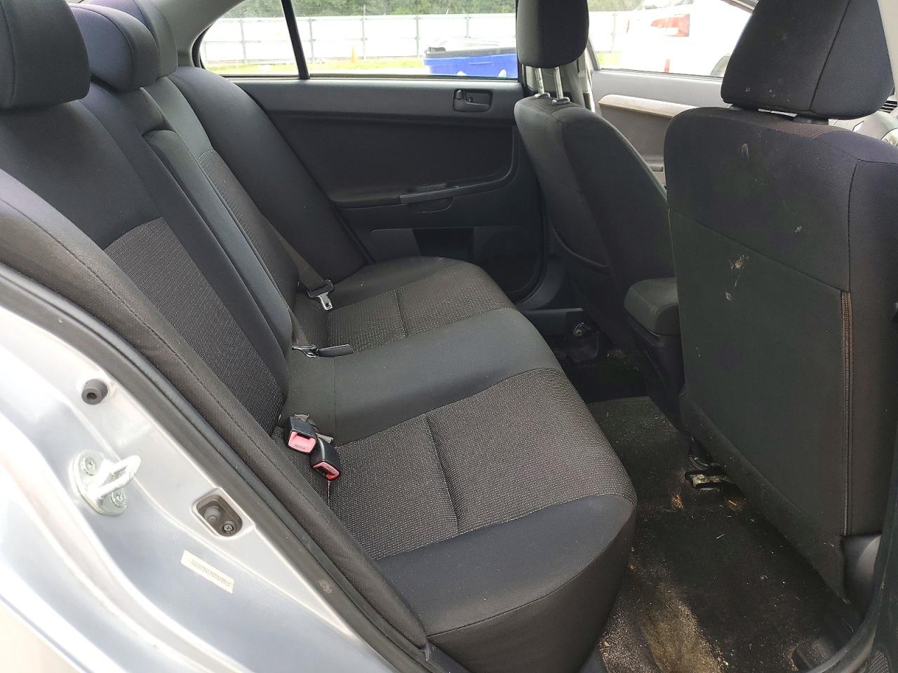 2008 Mitsubishi Lancer Es Silver vin: JA3AU26U98U040918