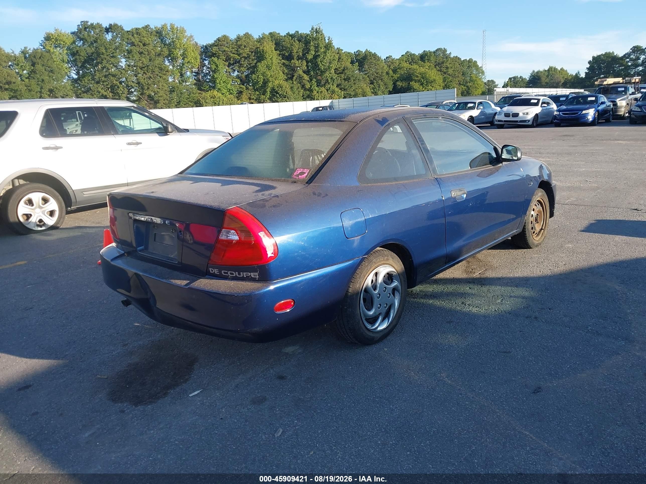 2002 Mitsubishi Mirage De Blue vin: JA3AY11A62U077329