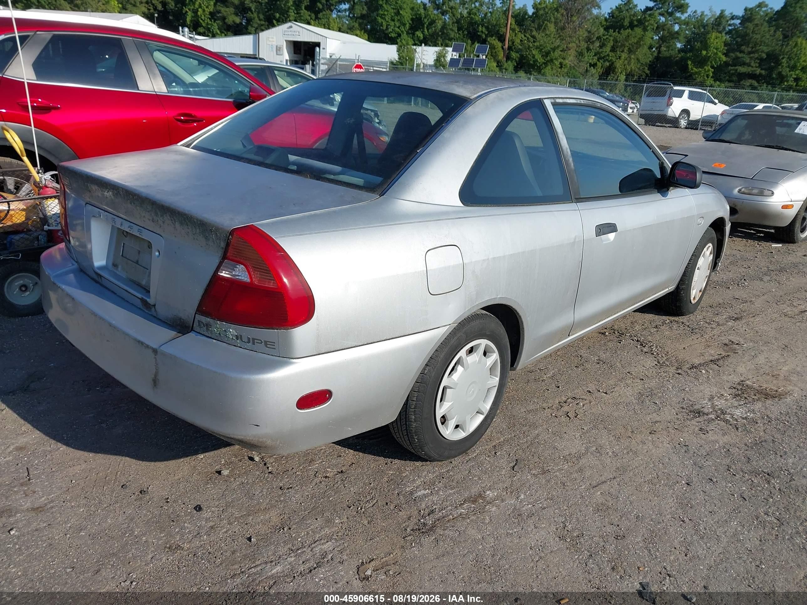 2001 Mitsubishi Mirage De Silver vin: JA3AY11AX1U007752