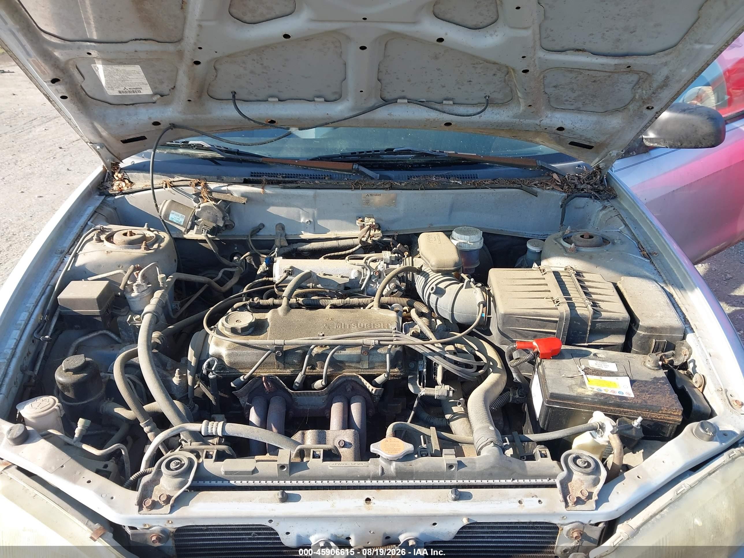 2001 Mitsubishi Mirage De Silver vin: JA3AY11AX1U007752