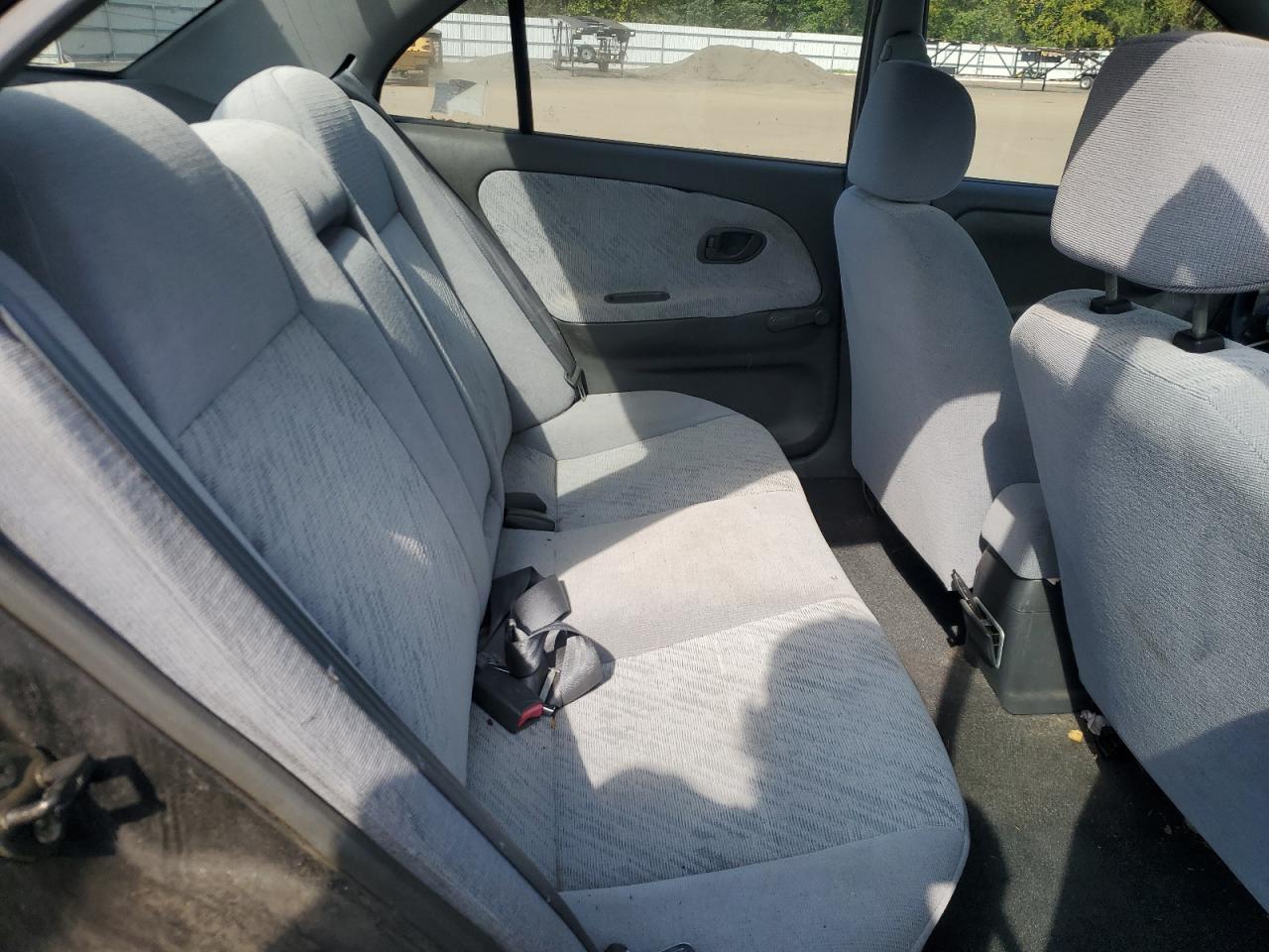 1999 Mitsubishi Mirage De Black vin: JA3AY26A0XU021702
